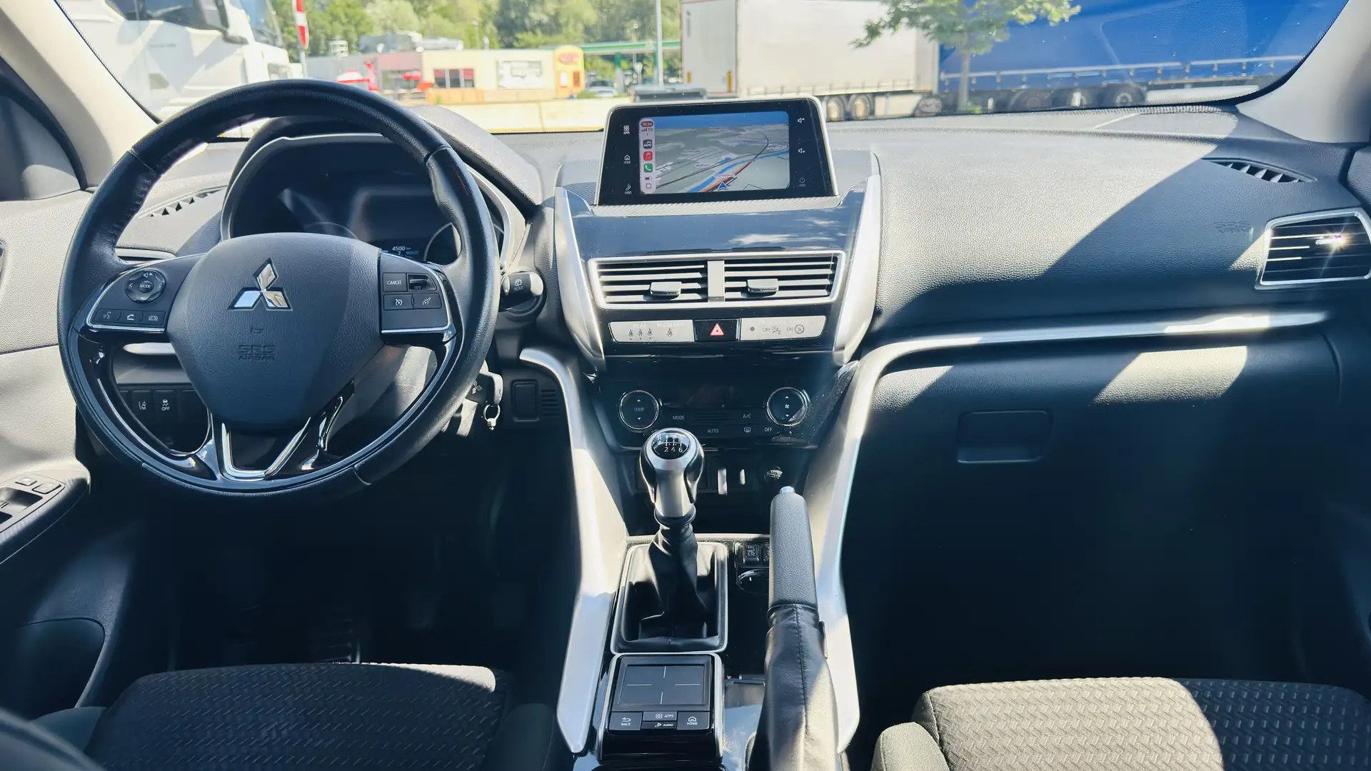 Mitsubishi Eclipse Cross 1.5 T-MIVEC ClearTec 2WD Intense Edition Grau - 2
