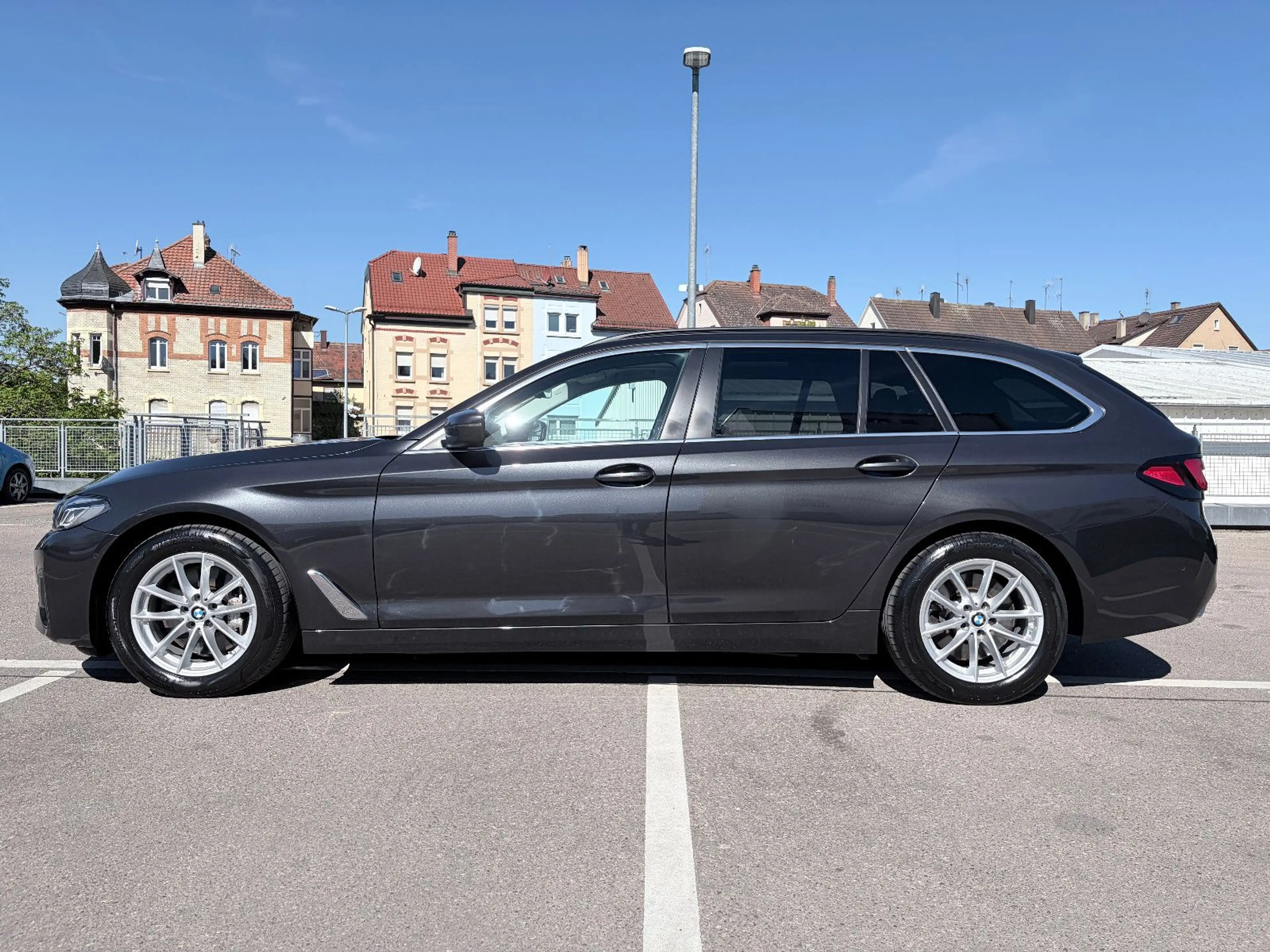 BMW 530 d xDrive PANO/MATRIX/AHK/HUD/STOP&GO/KAMERA — photo 8