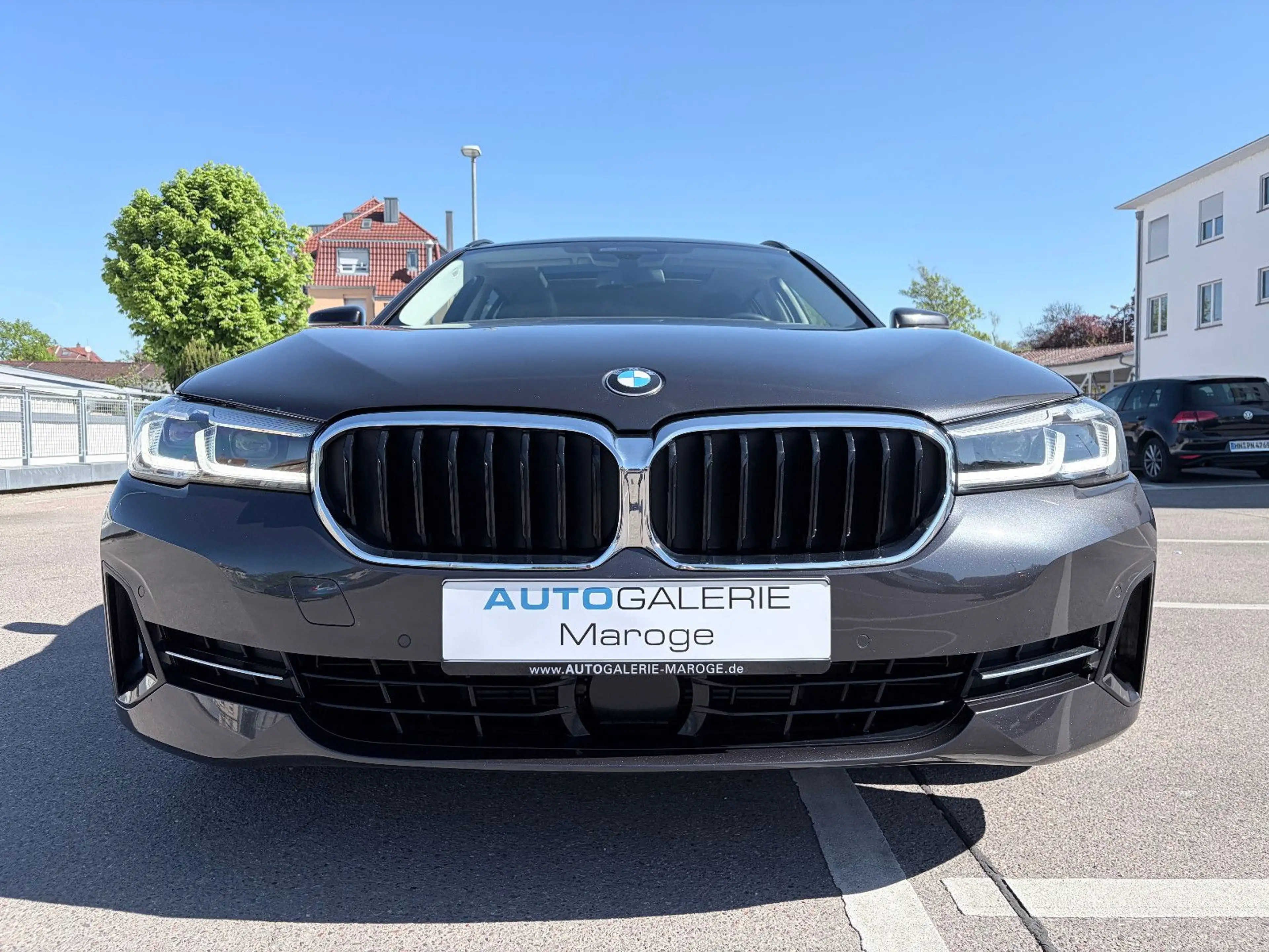 BMW 530 d xDrive PANO/MATRIX/AHK/HUD/STOP&GO/KAMERA — photo 2