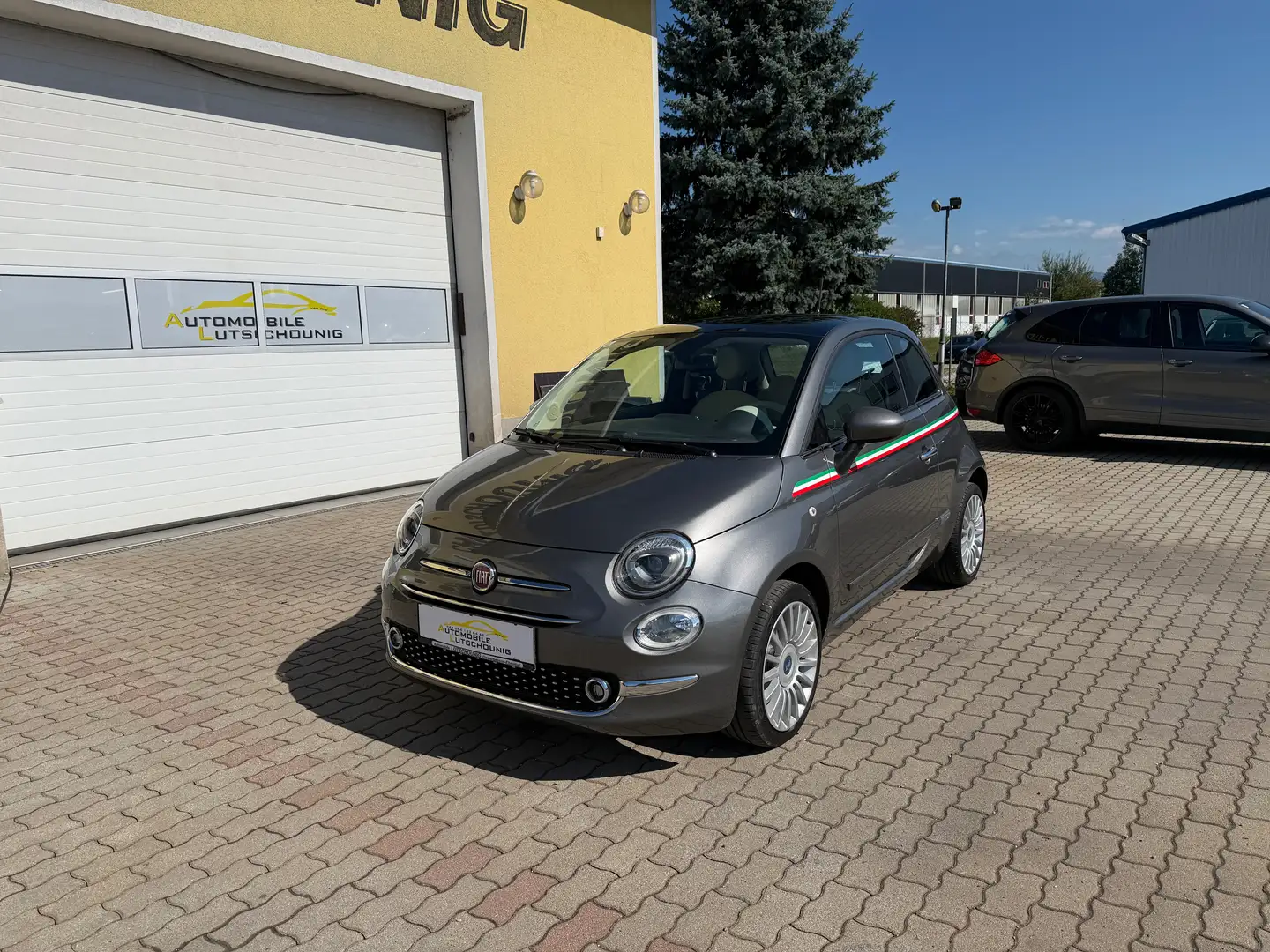 Fiat 500 1.3 Benzin Longe Glasdach Grau - 2