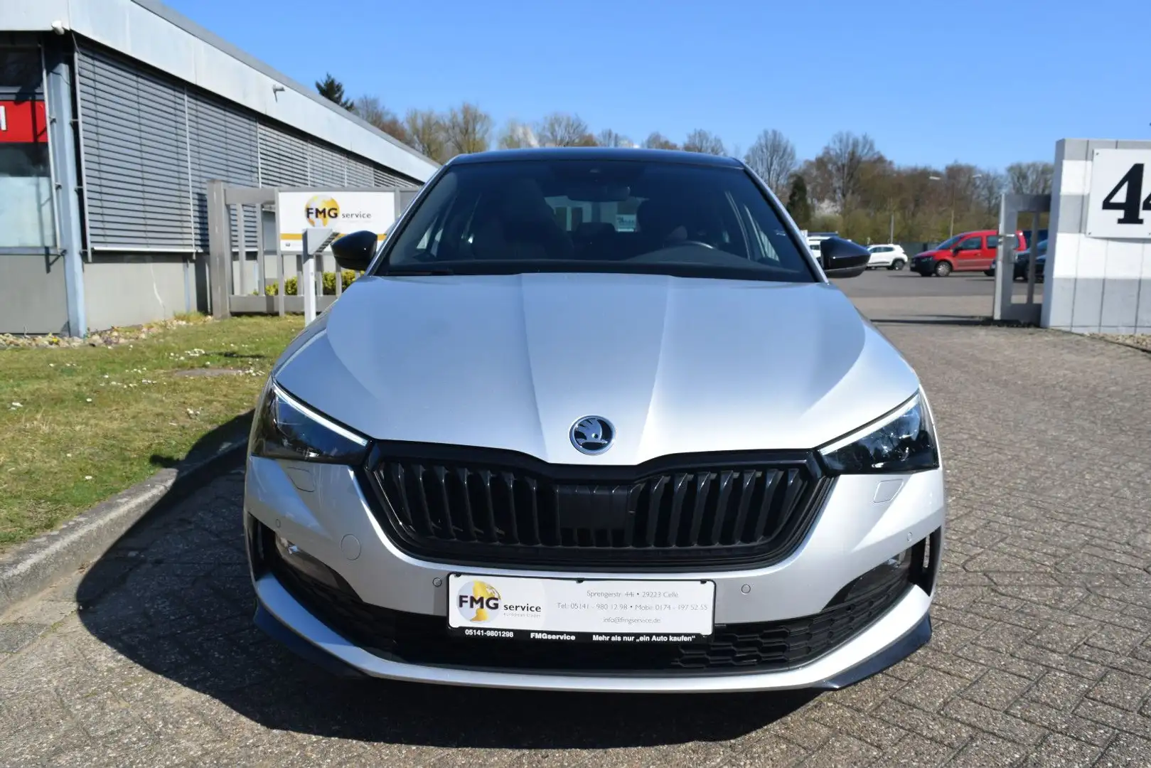 Skoda Scala Monte Carlo*ACC*SHZ*LED*FullLink*PDC* Silber - 1