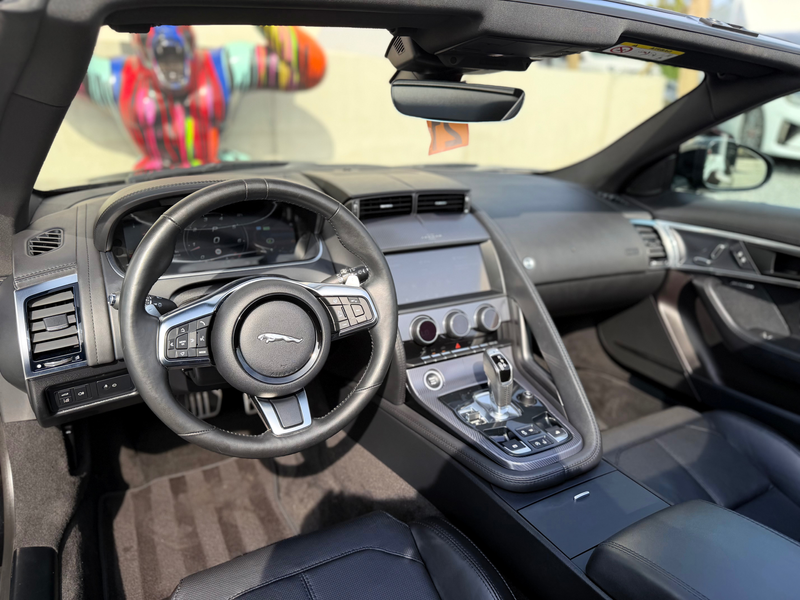 Jaguar F-Type F-Type Cabriolet 2.0 i4 P300 R-Dynamic — photo 10