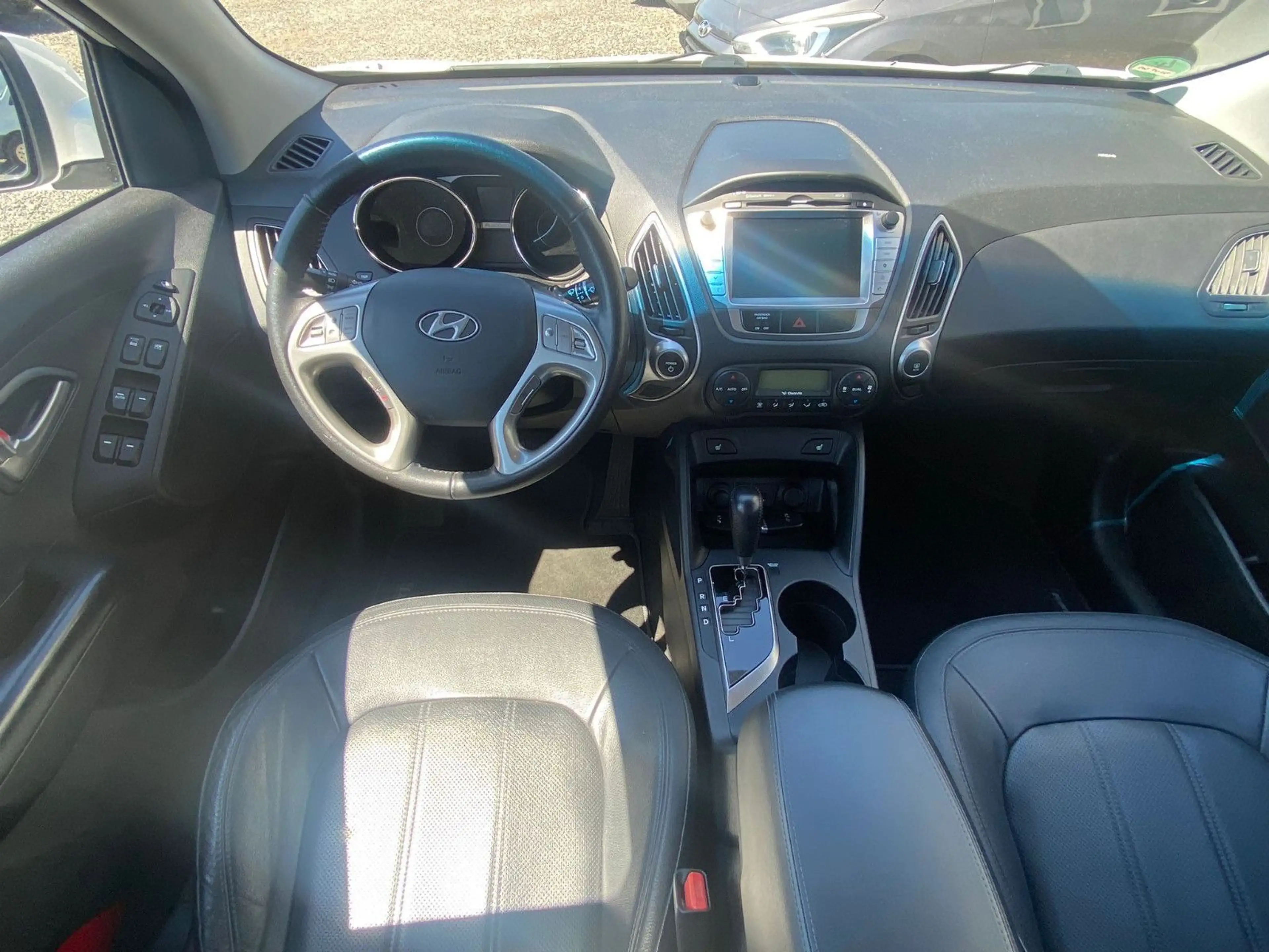 Hyundai iX35 5 Star 2WD*EXPORT*PROBLEM*Wasserstoff* — photo 12