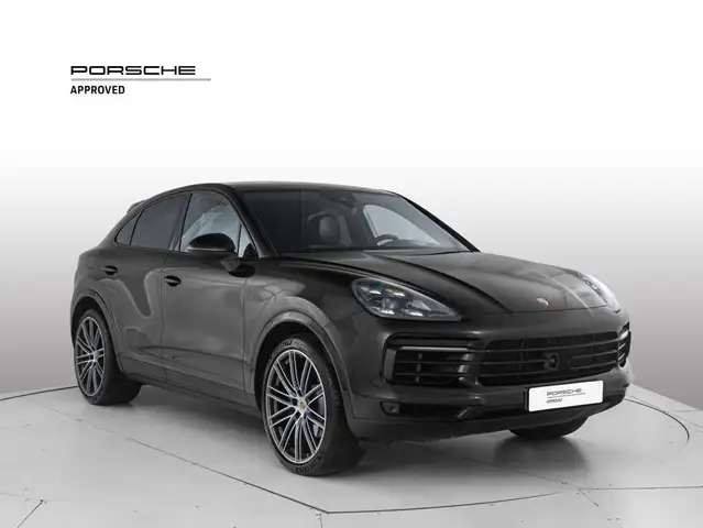Porsche Cayenne view 7