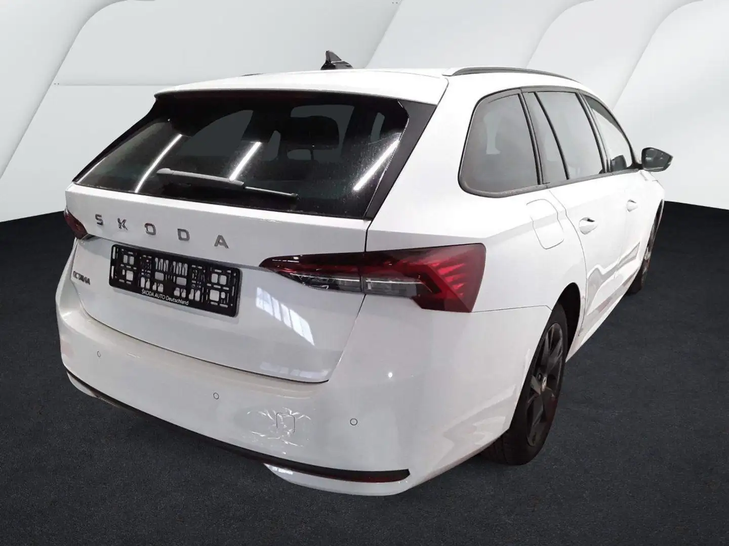 Skoda Octavia Combi 2.0 TDI SELECTION *AHK*FS.HZG*elektr.HECKKLA Weiß - 2