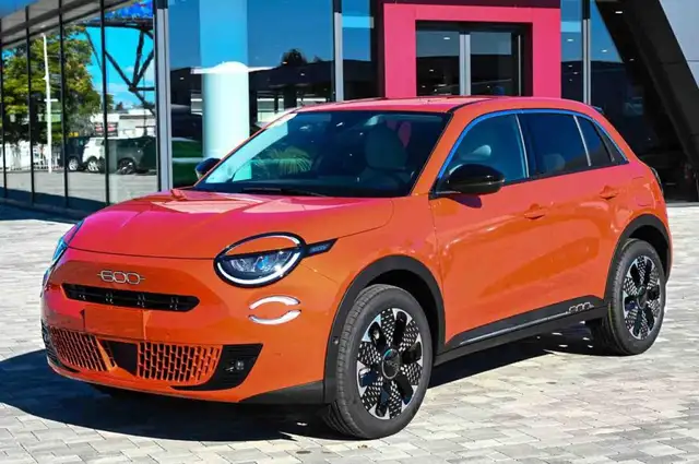 2025 Fiat 600 in Orange for sale
