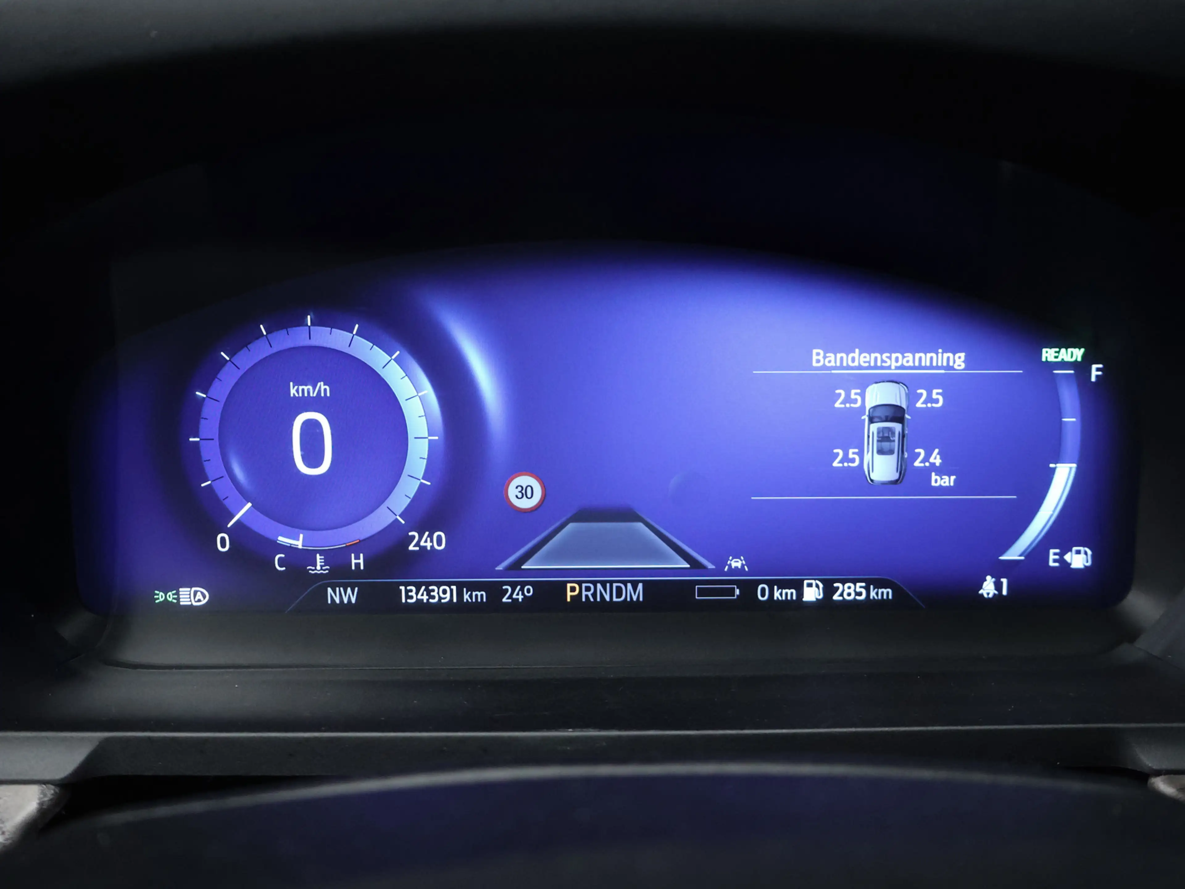 Ford Explorer 3.0 V6 EcoBoost PHEV ST-Line 7P Sport (PANORAMADAK — photo 9