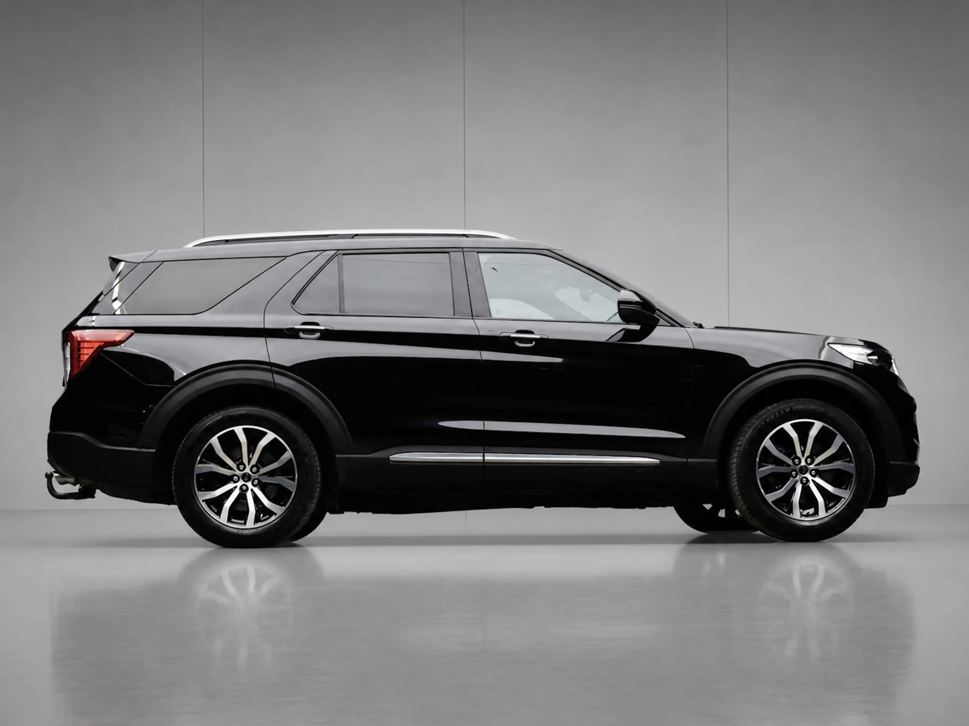 Ford Explorer 3.0 V6 EcoBoost PHEV ST-Line 7P Sport (PANORAMADAK — photo 7