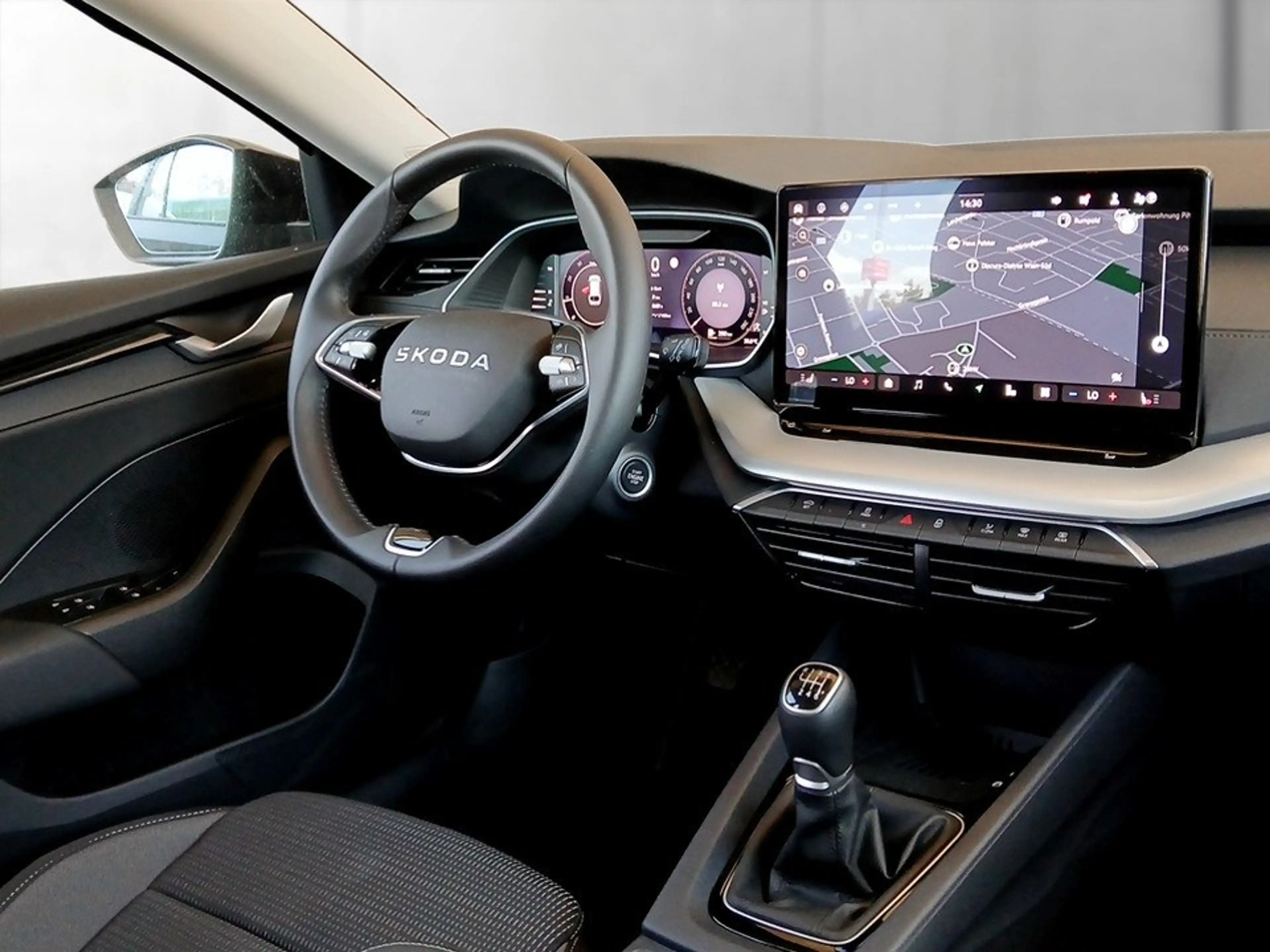 Skoda Octavia Combi 1.5 TSI Selection AHK+LED+NAVI+RFK — photo 13