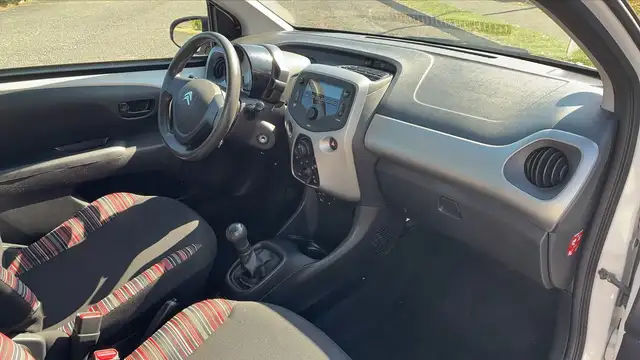 Citroen C1 view 10