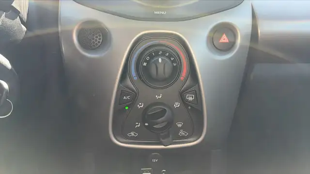 Citroen C1 view 13
