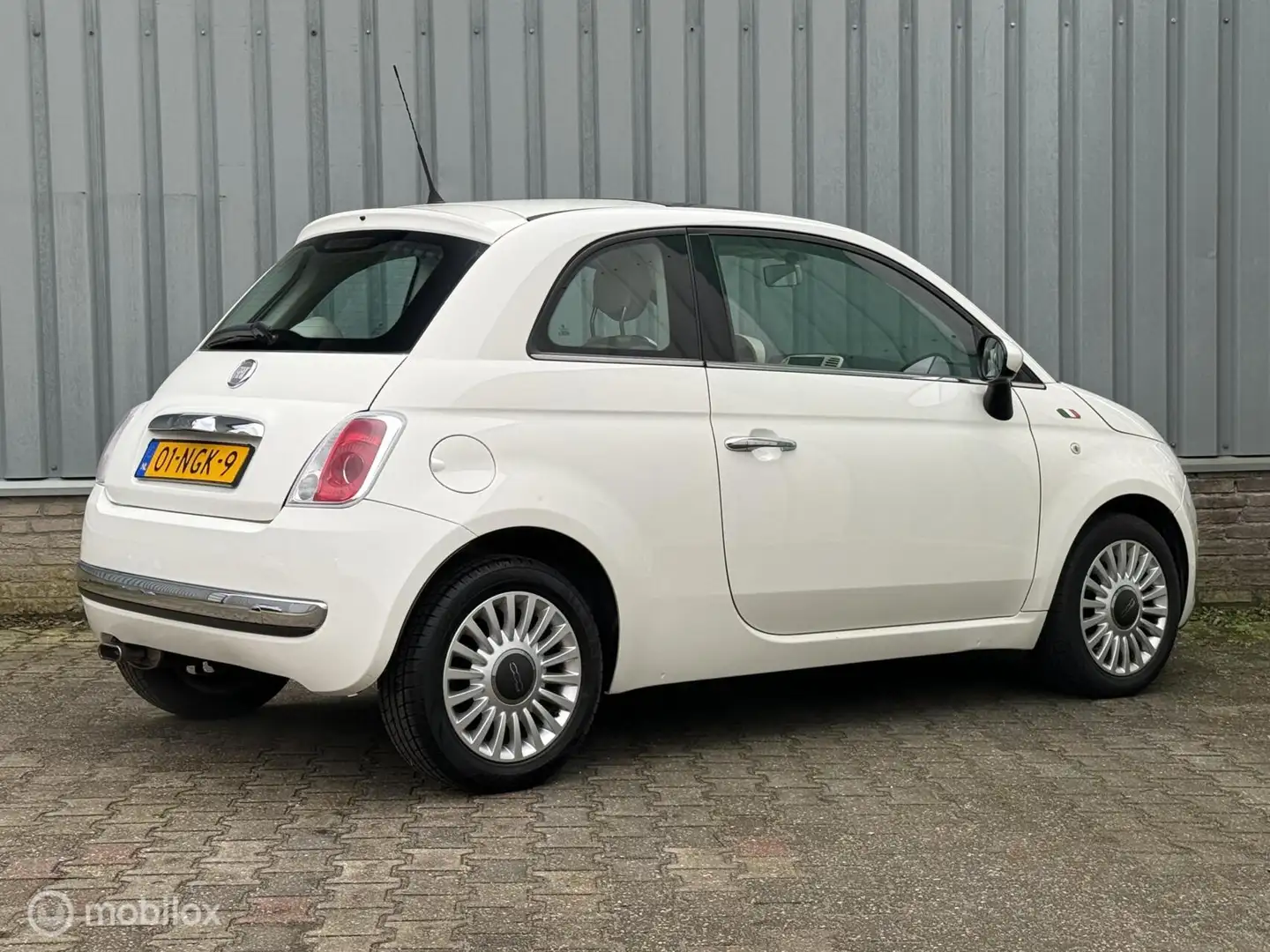 Fiat 500 1.2 Lounge | Automaat | Carplay/AA | Airco | LMV Weiß - 2