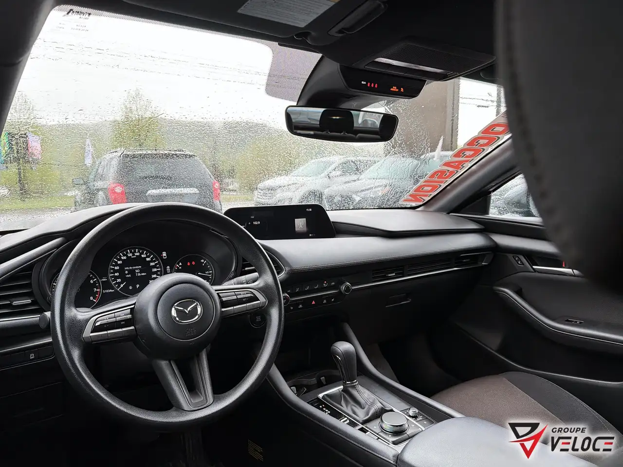 Mazda 3 снимка Mazda 3