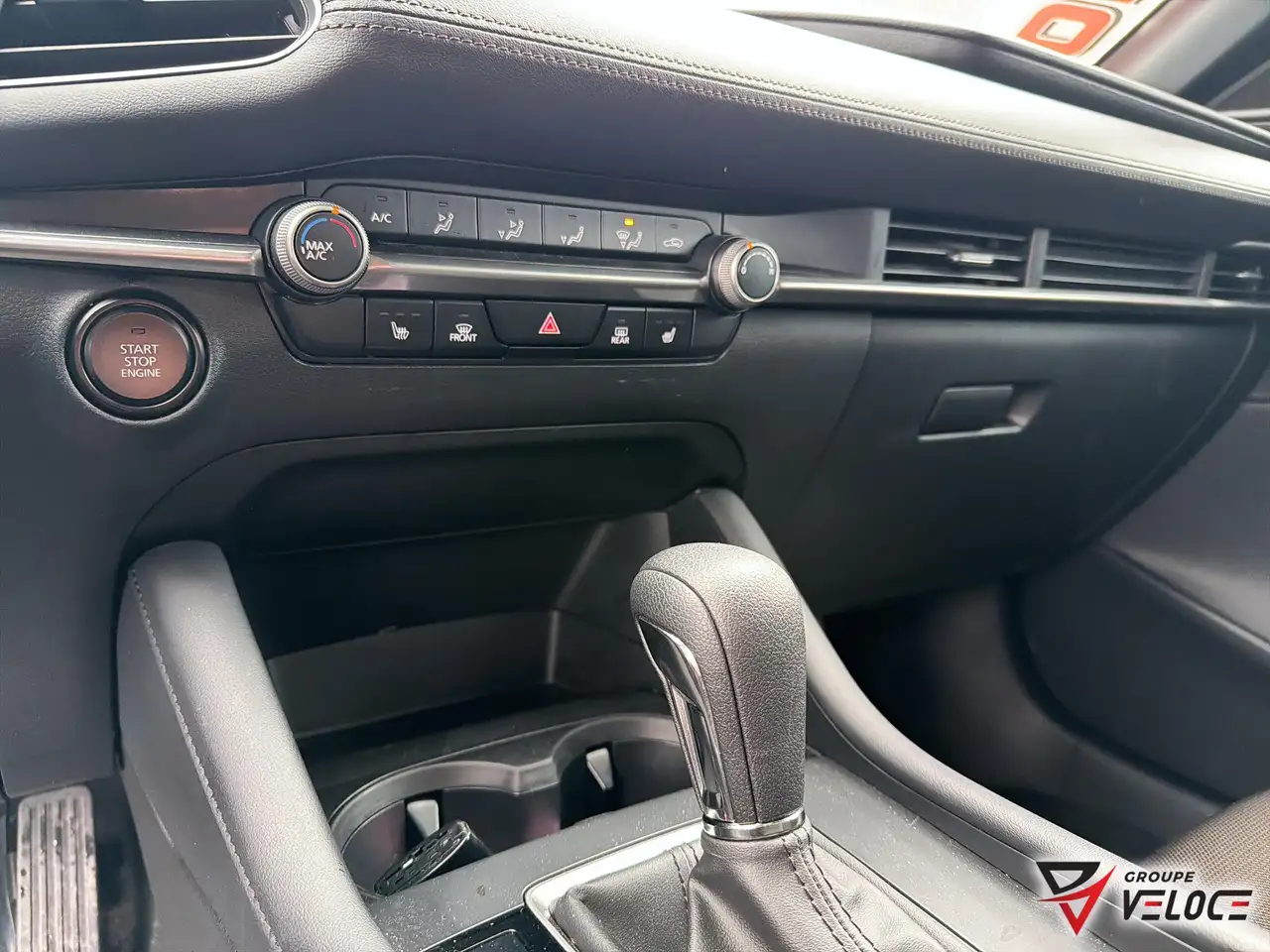 Mazda 3 снимка Mazda 3