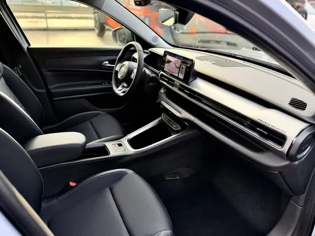 Jeep Avenger view 11