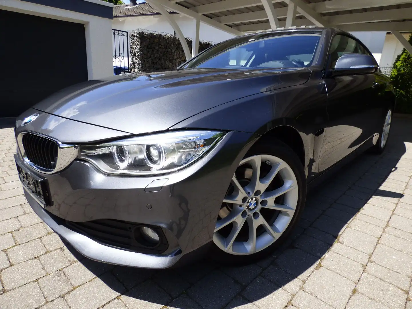 BMW 418 d Coupe*Navi*Xenon*Schiebed*Sportsitze*FACEL Szürke - 1