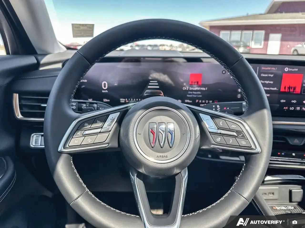 Buick Envision снимка Buick Envision