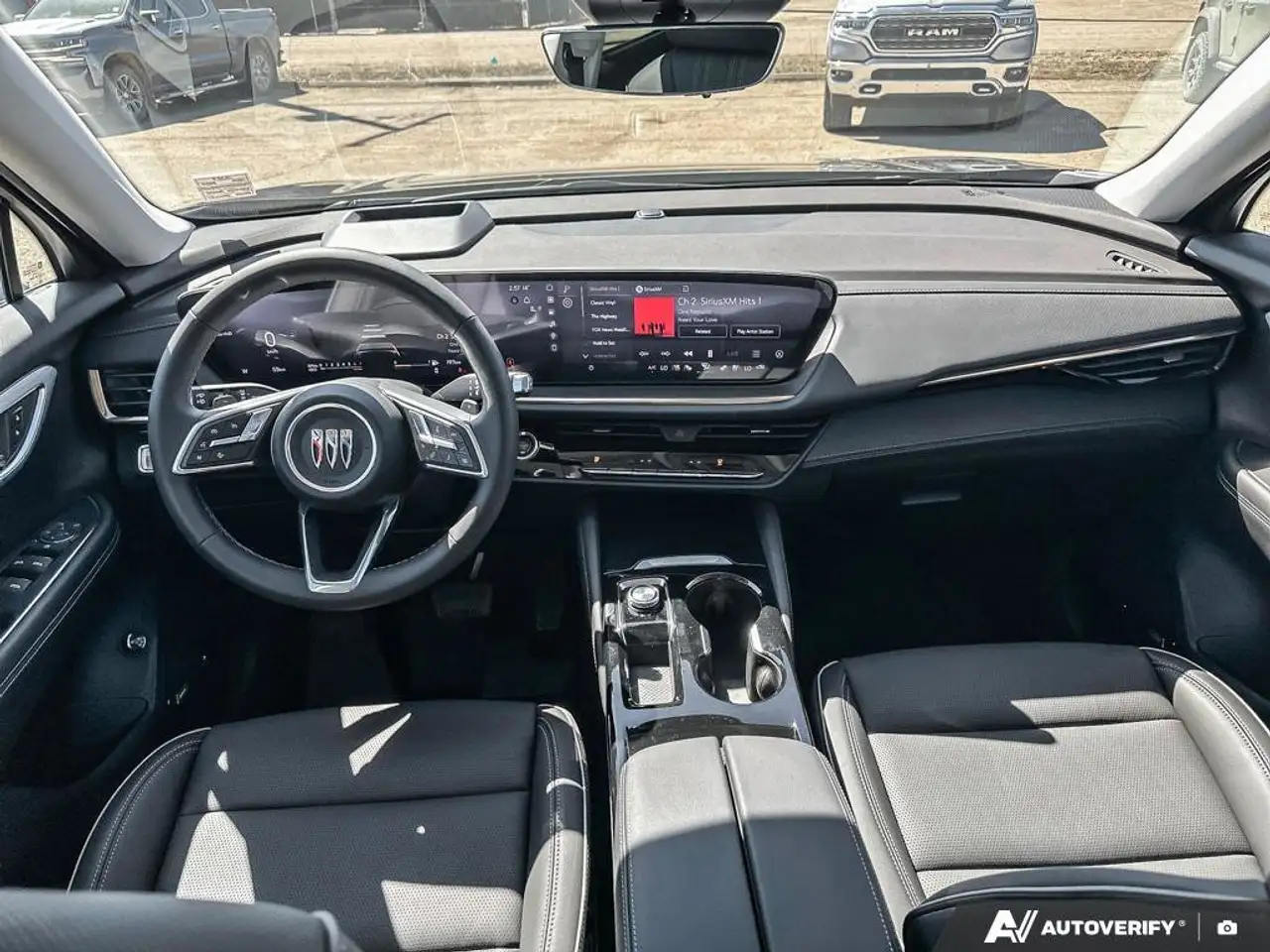 Buick Envision снимка Buick Envision