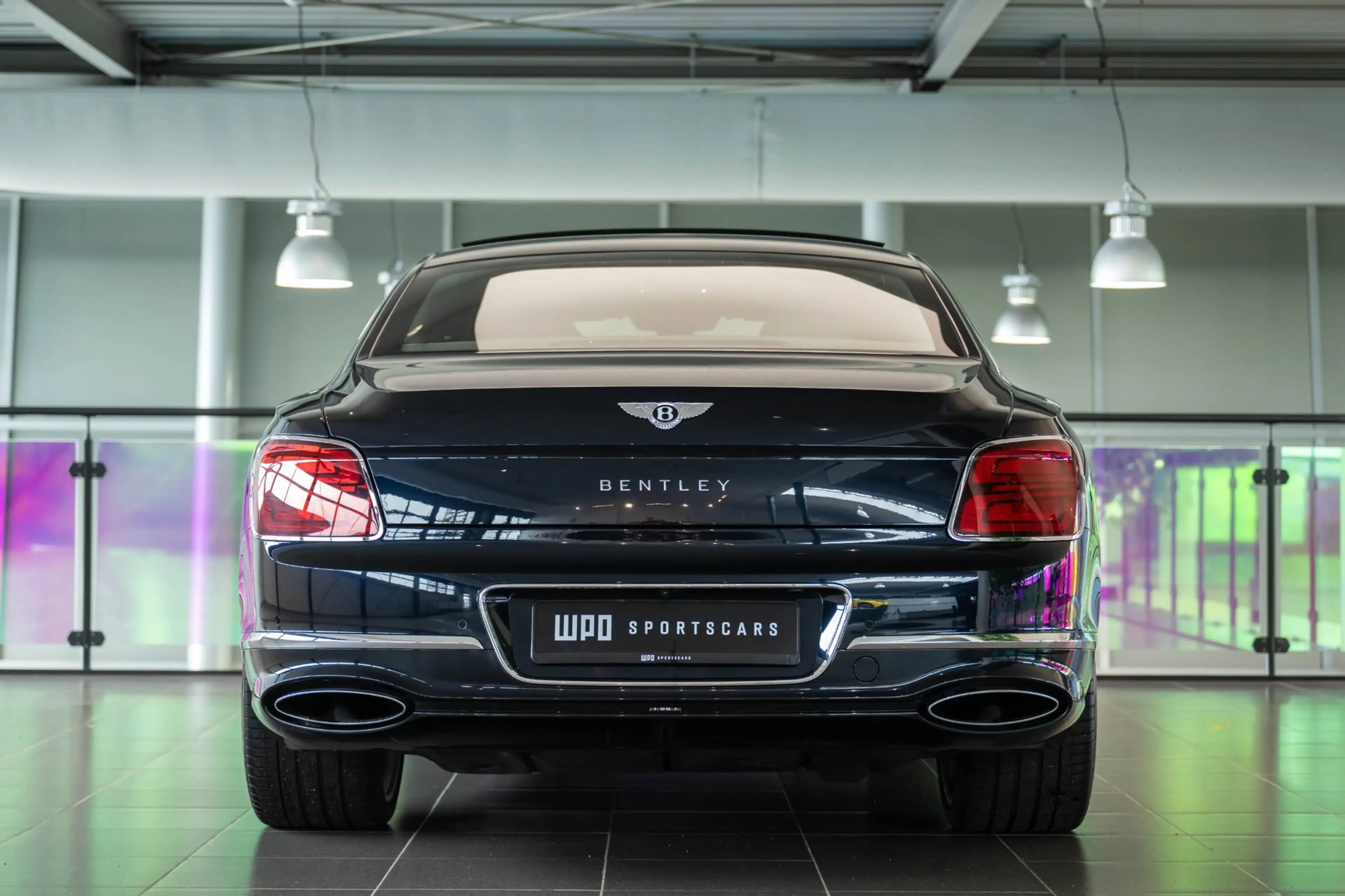 Bentley Flying Spur 6.0 W12 Speed — photo 7