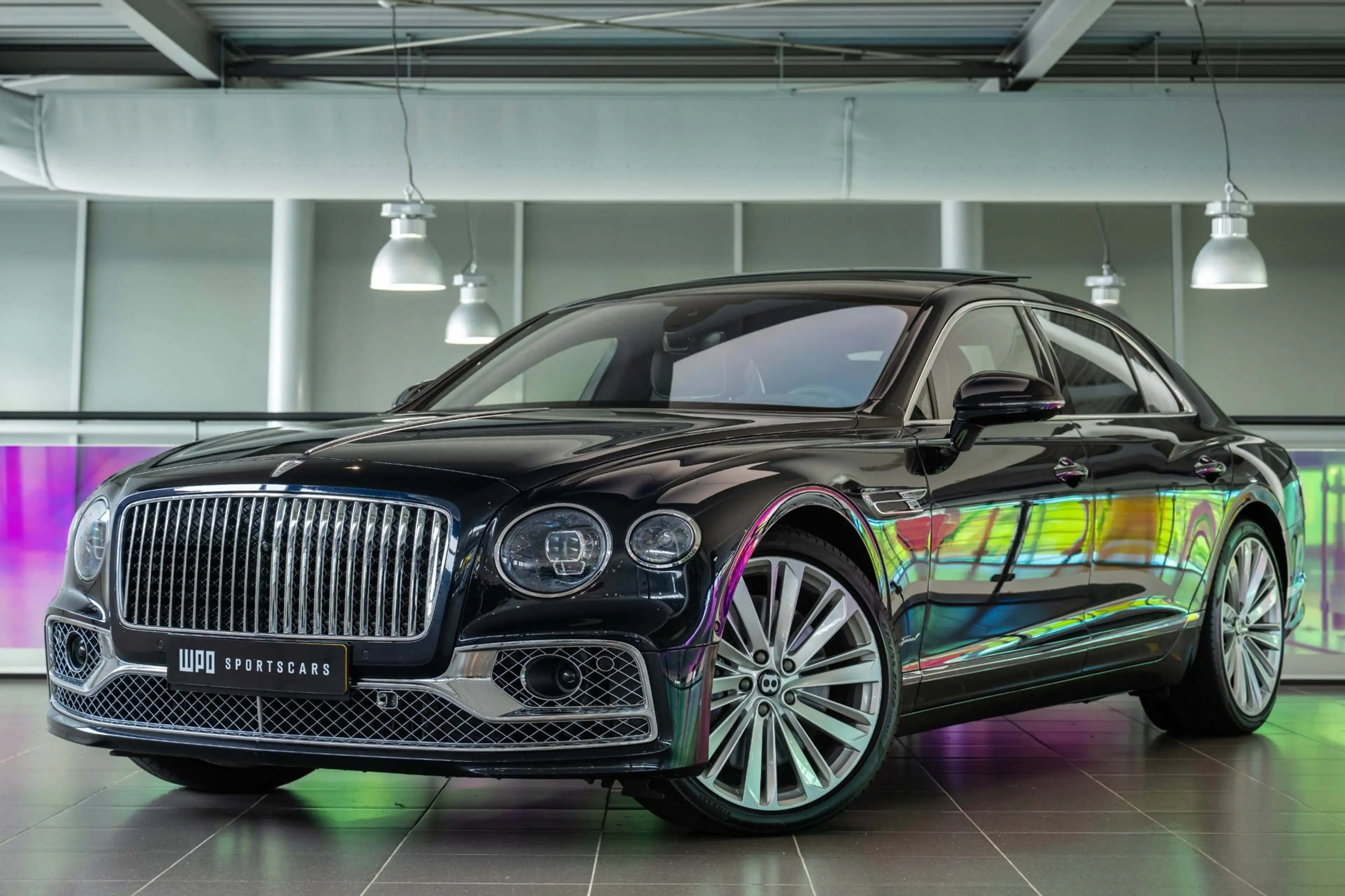Bentley Flying Spur 6.0 W12 Speed — photo 3