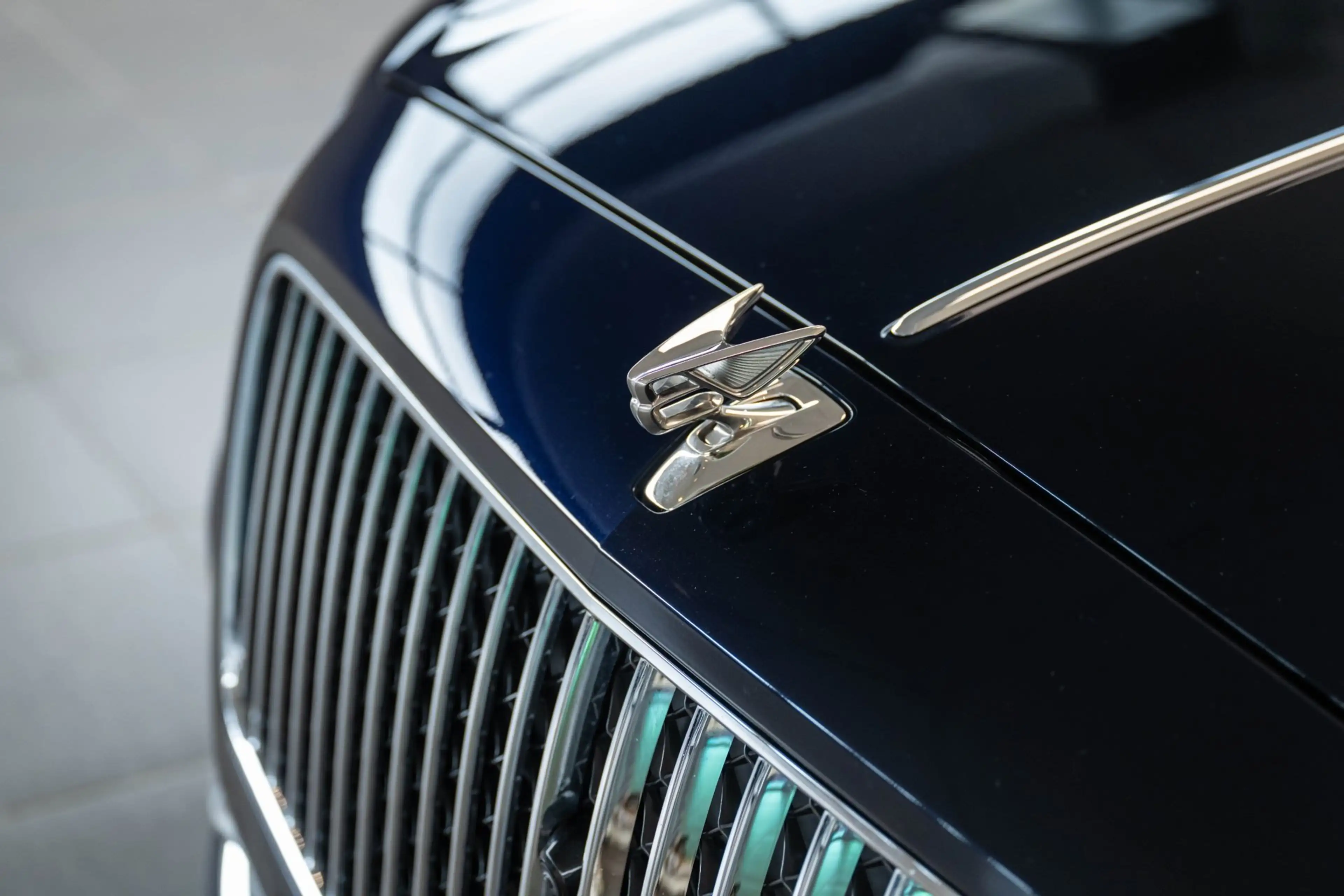 Bentley Flying Spur 6.0 W12 Speed — photo 10