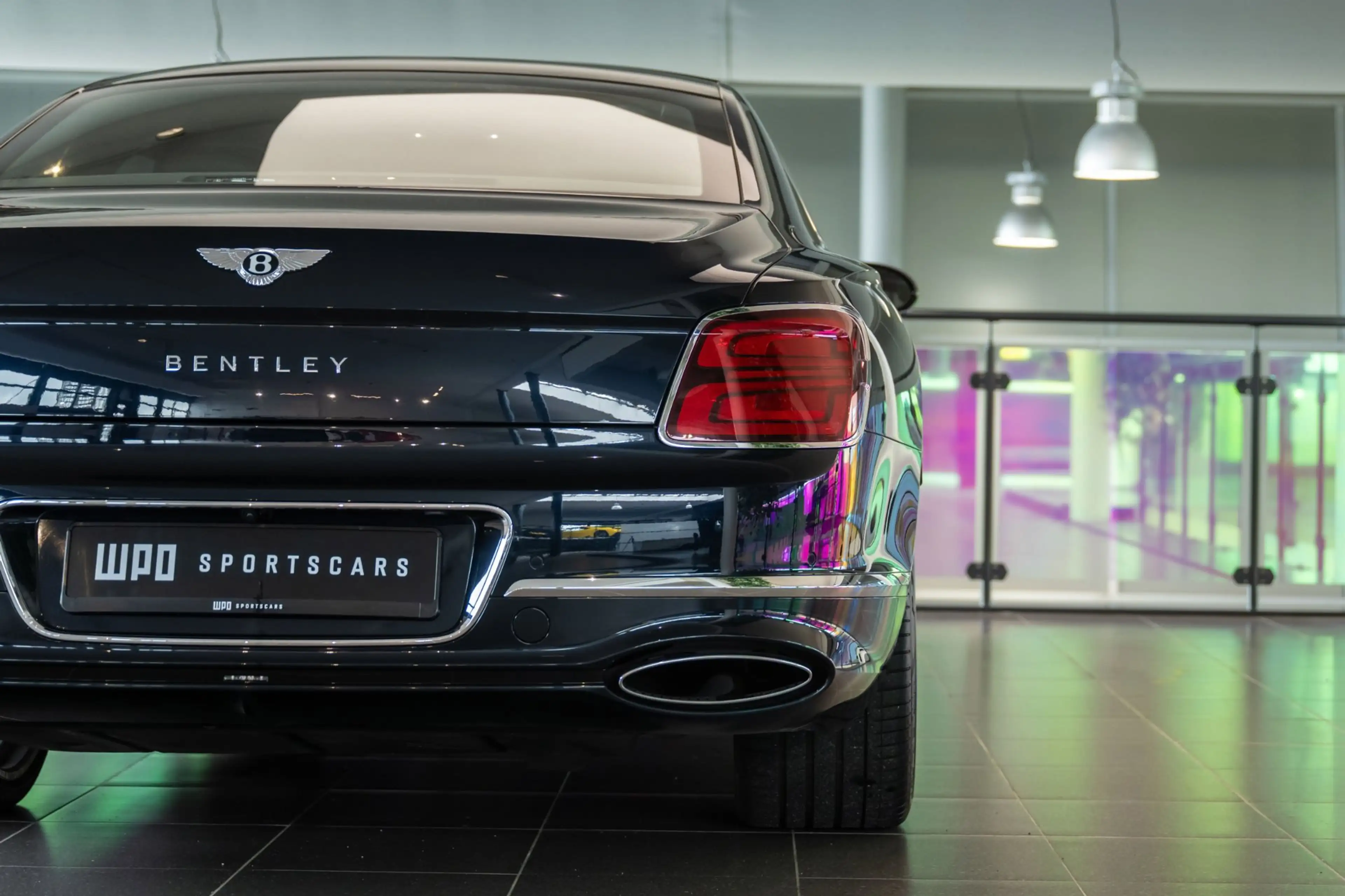 Bentley Flying Spur 6.0 W12 Speed — photo 8
