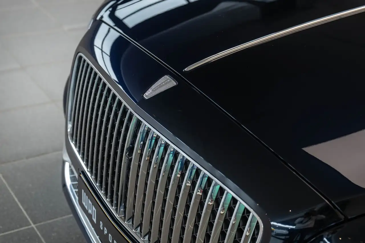 Bentley Flying Spur 2024 — фото 11