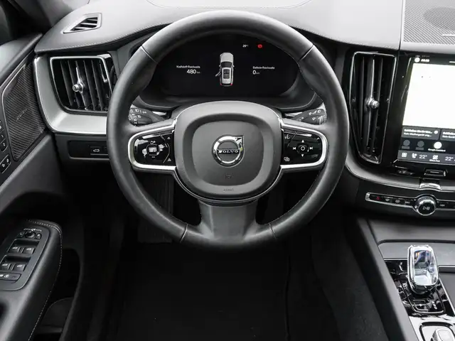 Volvo XC60 view 12