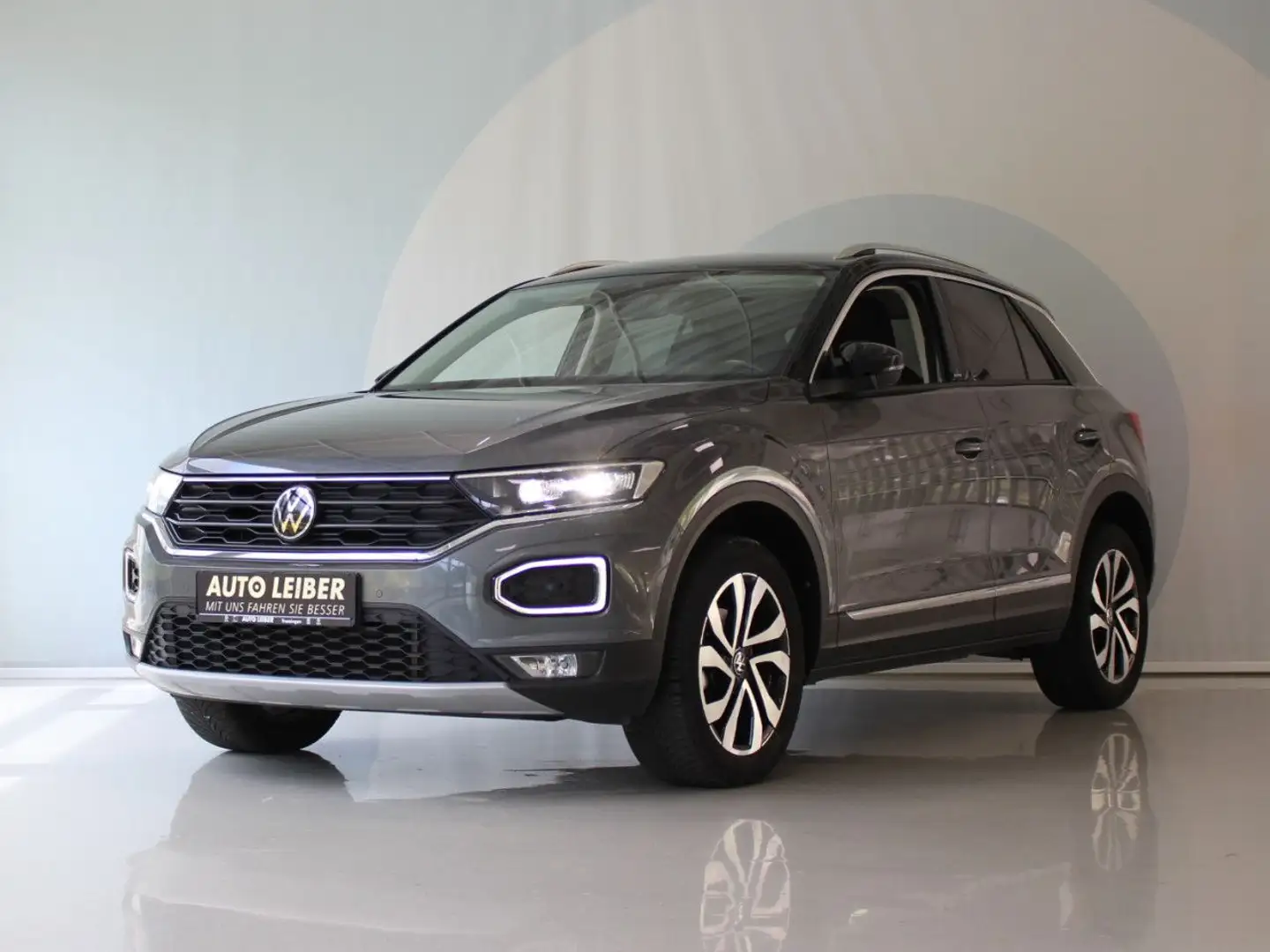 Volkswagen T-Roc 1.5 TSI ACT OPF DSG "ACTIVE" Bluetooth Navi Grijs - 2