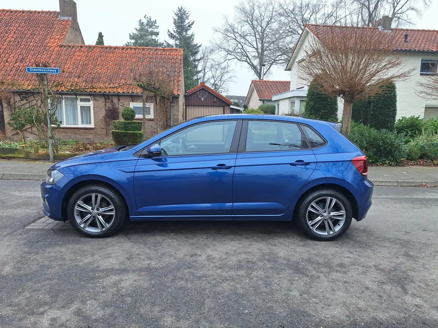Volkswagen Polo 1.0 TSI|Adaptive Cruisecontrol|LMV|Apple Carplay Azul - 2