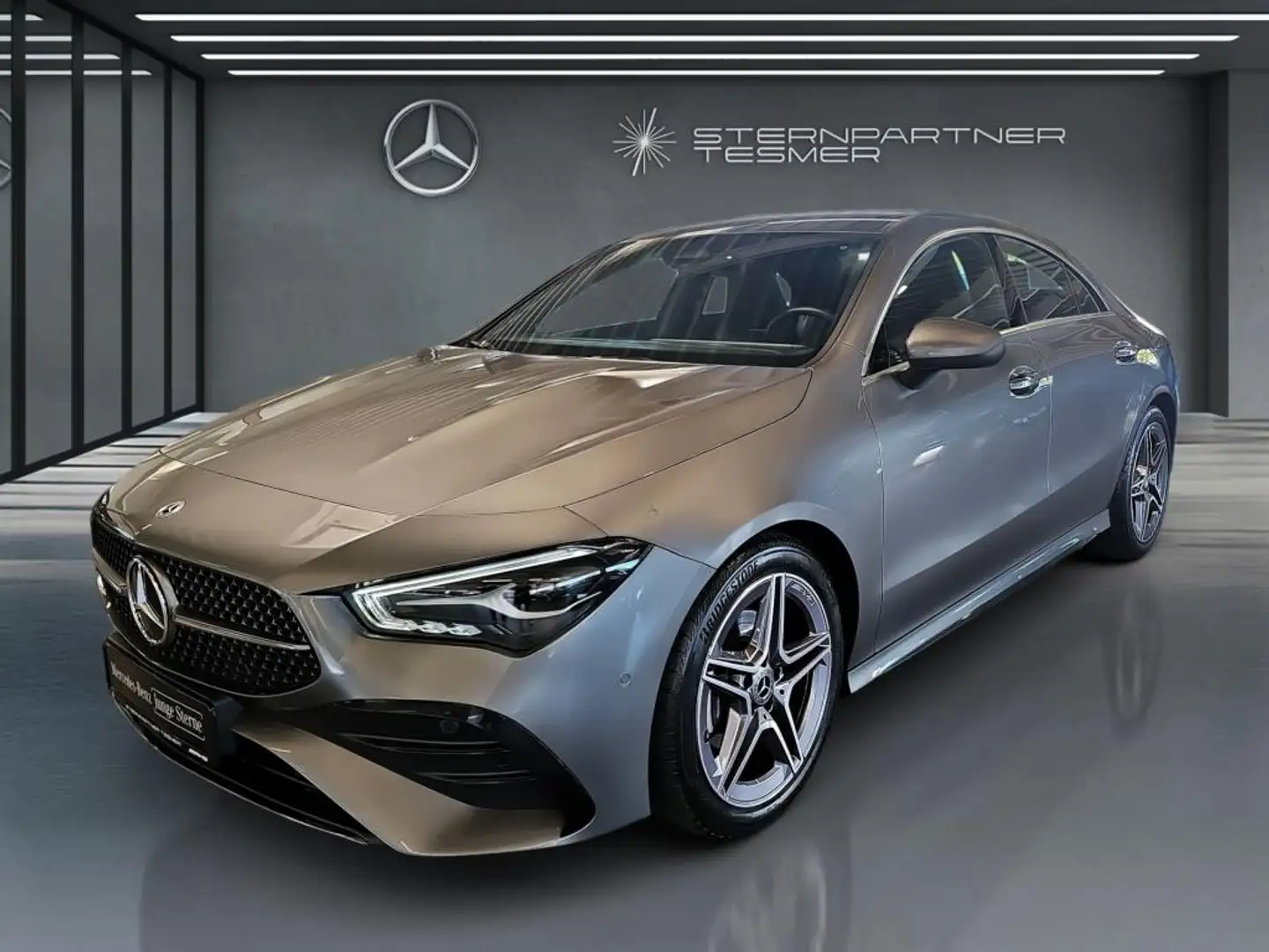 Mercedes-Benz CLA 180 Coupé AMG +KAM.+LED+AMBI.+HEIZB. LENKRAD Gris - 2
