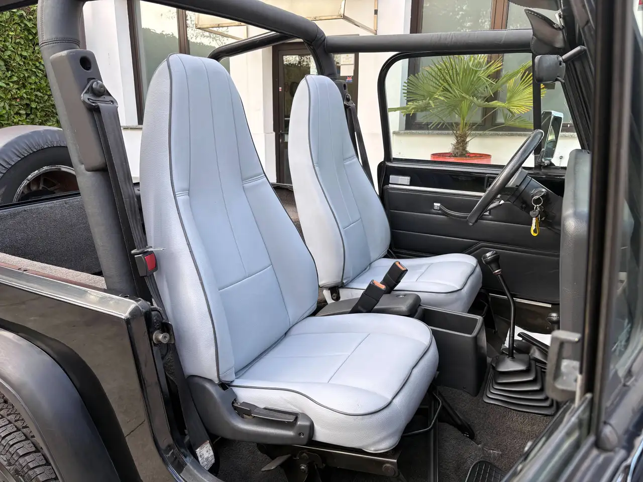 Jeep Wrangler YJ 4.0 184cv - Asi - Clima - Storica, foto 8