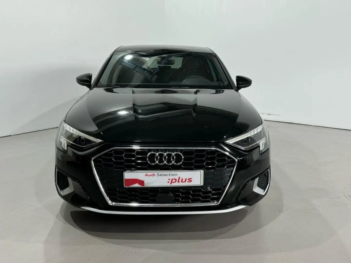 Audi A3 Sportback 30TDI Advanced Schwarz - 2