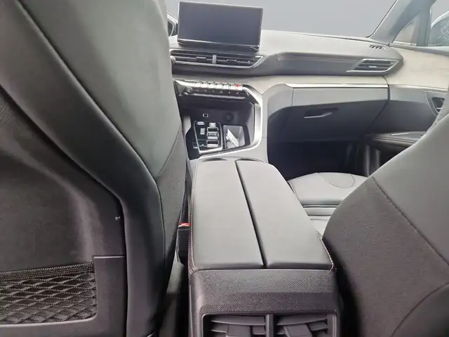 Peugeot 3008 view 13