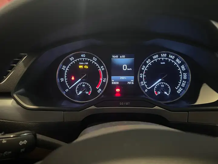 Škoda Superb 1.4 TSI Ambition 2018, foto 6
