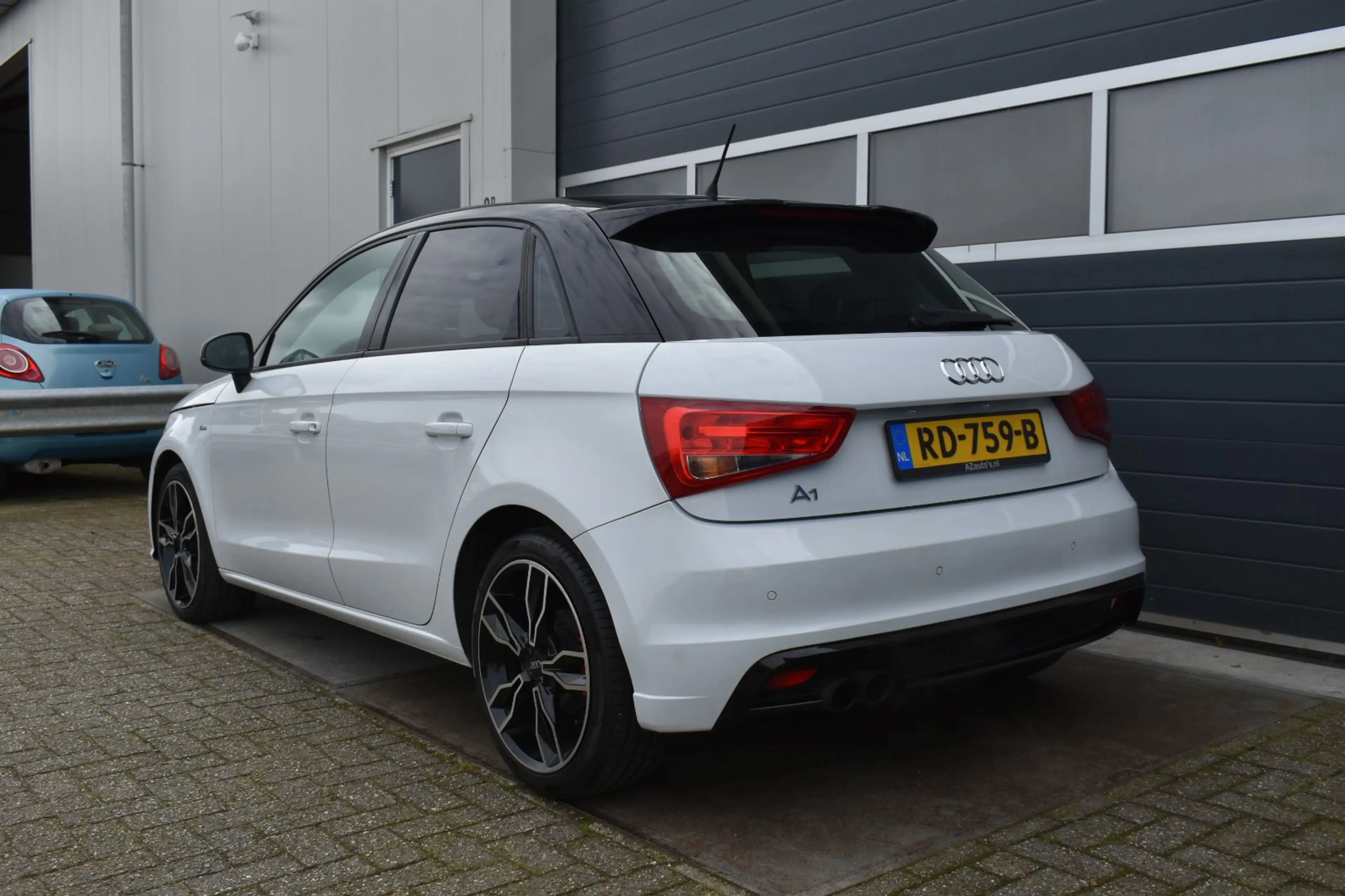 Audi A1 Sportback 1.2 TFSI Pro Line S — photo 3