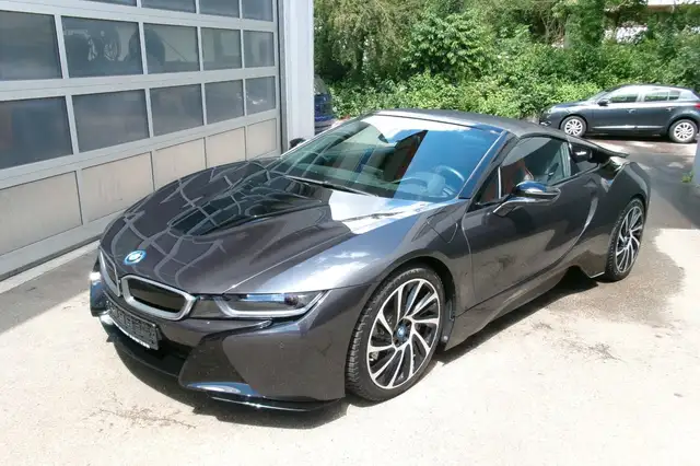 BMW i8 Roadster