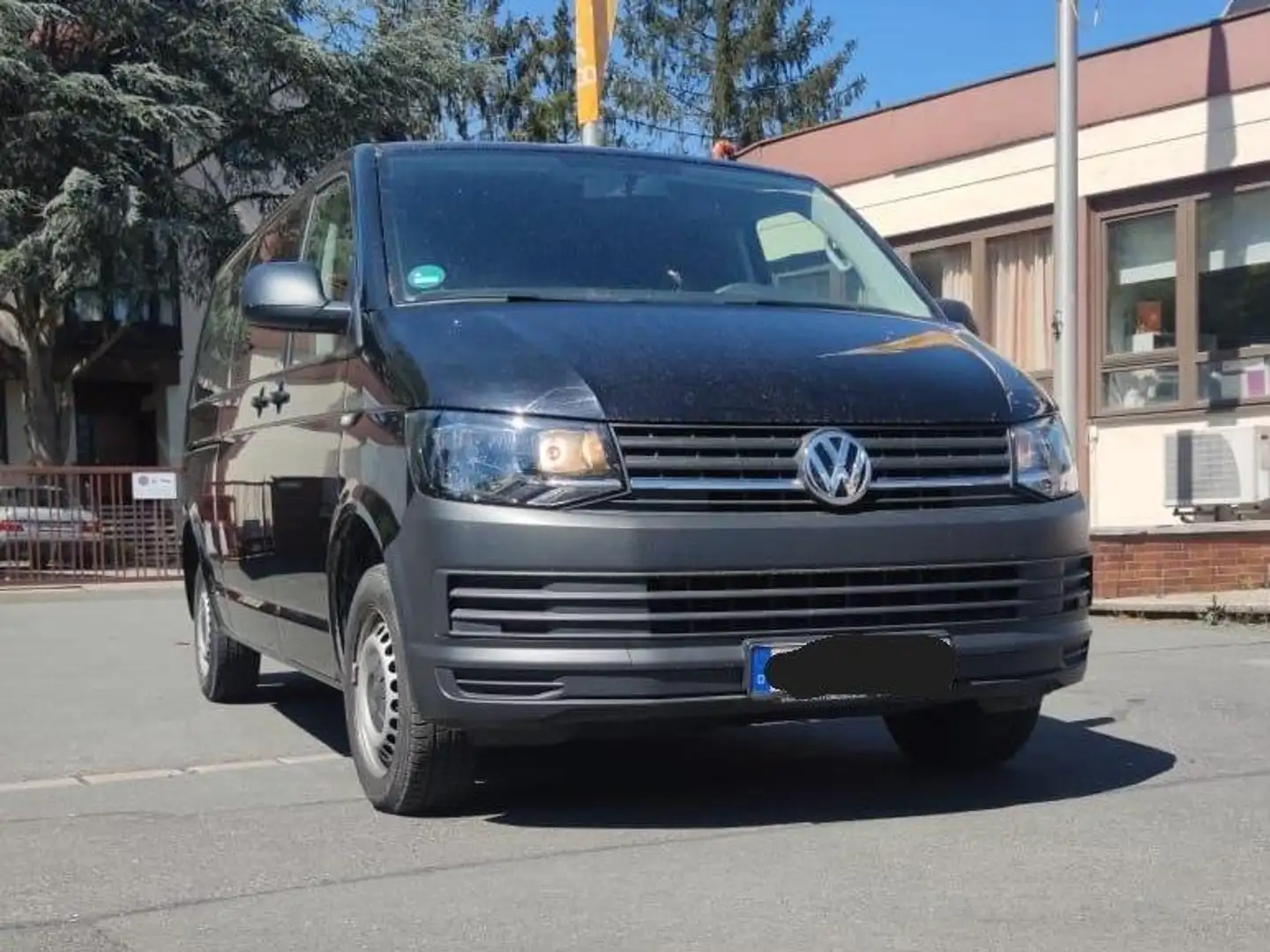 Volkswagen T6 Kombi Schwarz - 1