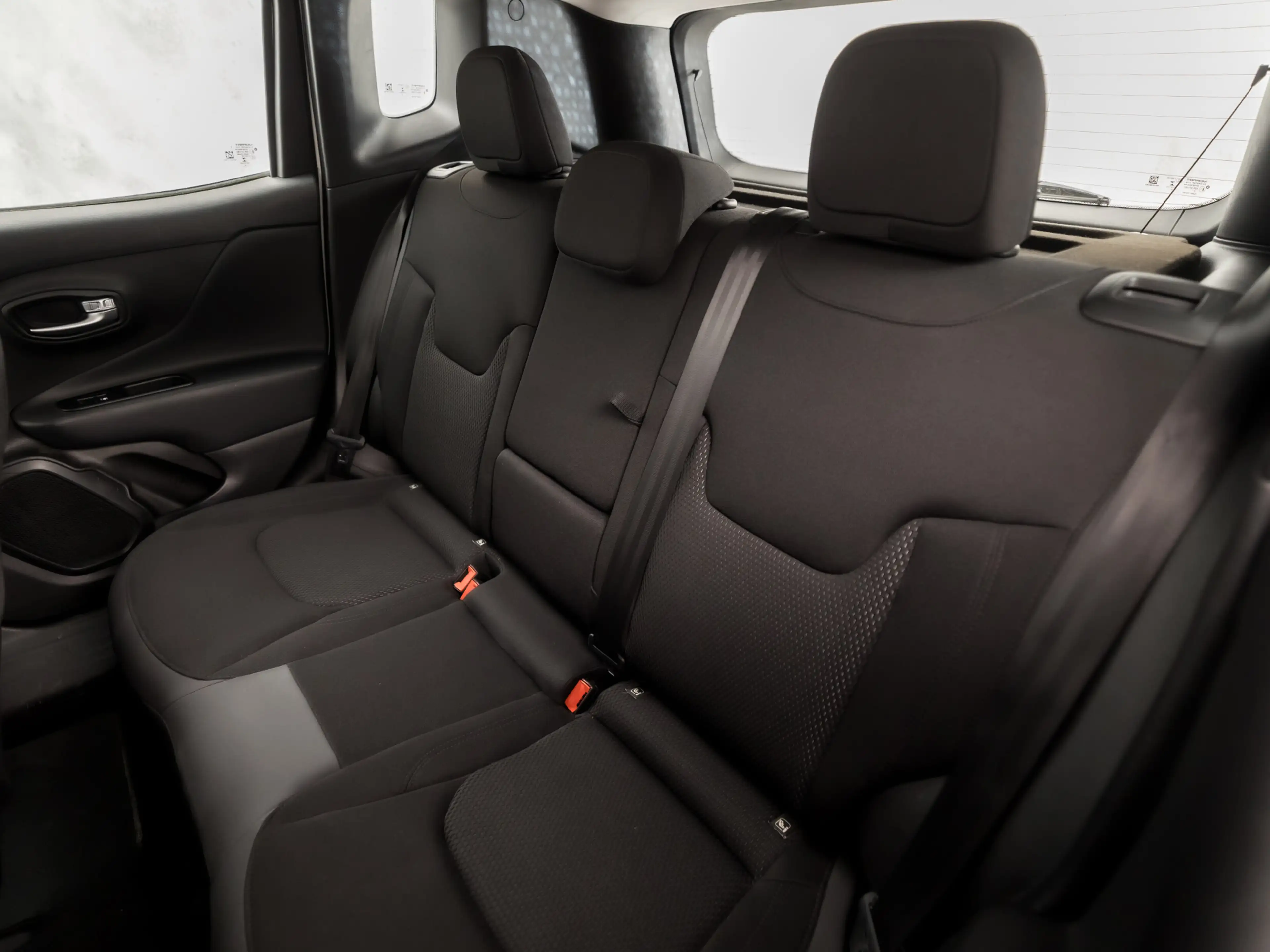 Jeep Renegade 1.0T Longitude Sport (APPLE CARPLAY, CLIMATE, GETI — photo 14