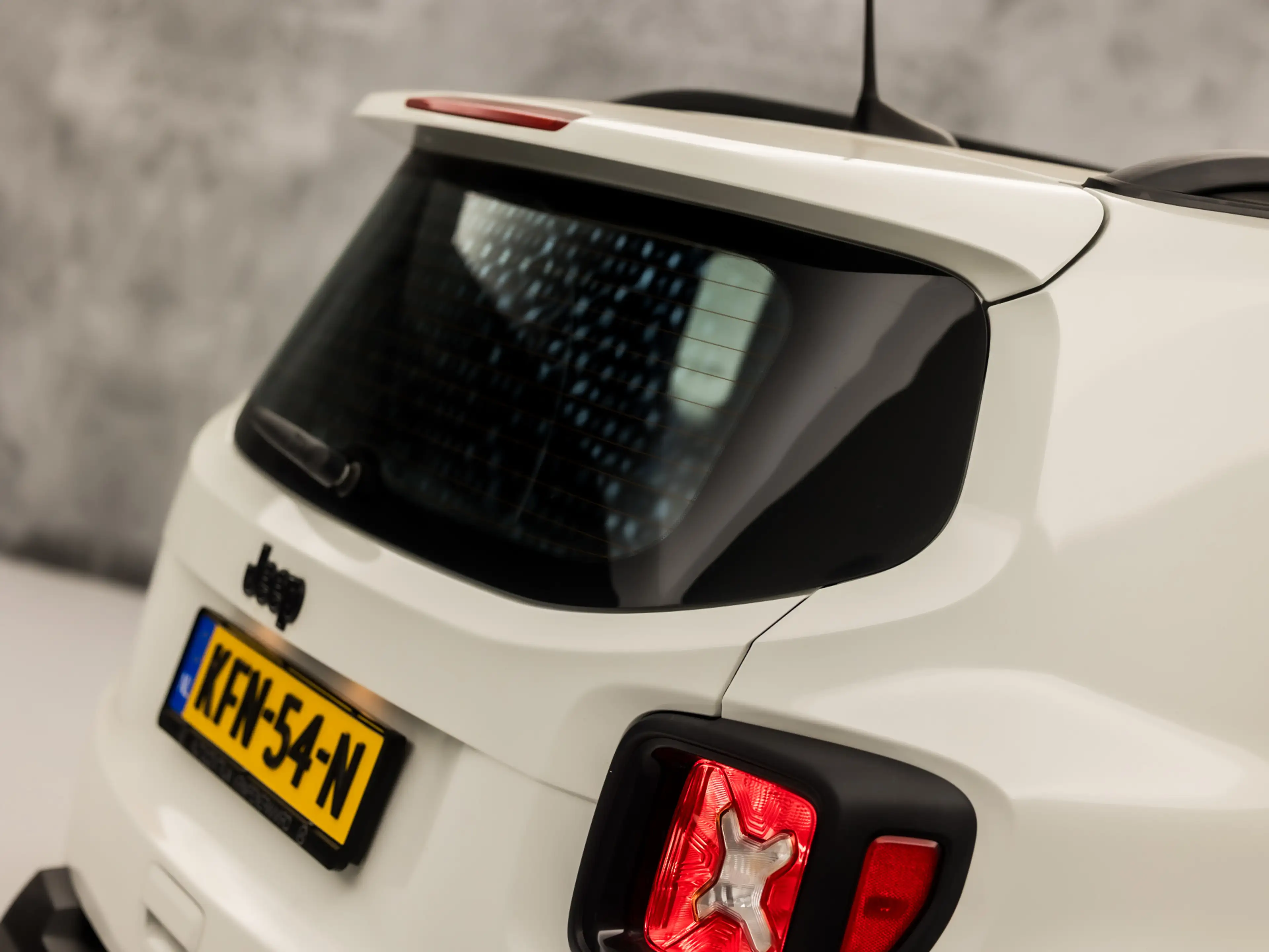 Jeep Renegade 1.0T Longitude Sport (APPLE CARPLAY, CLIMATE, GETI — photo 30