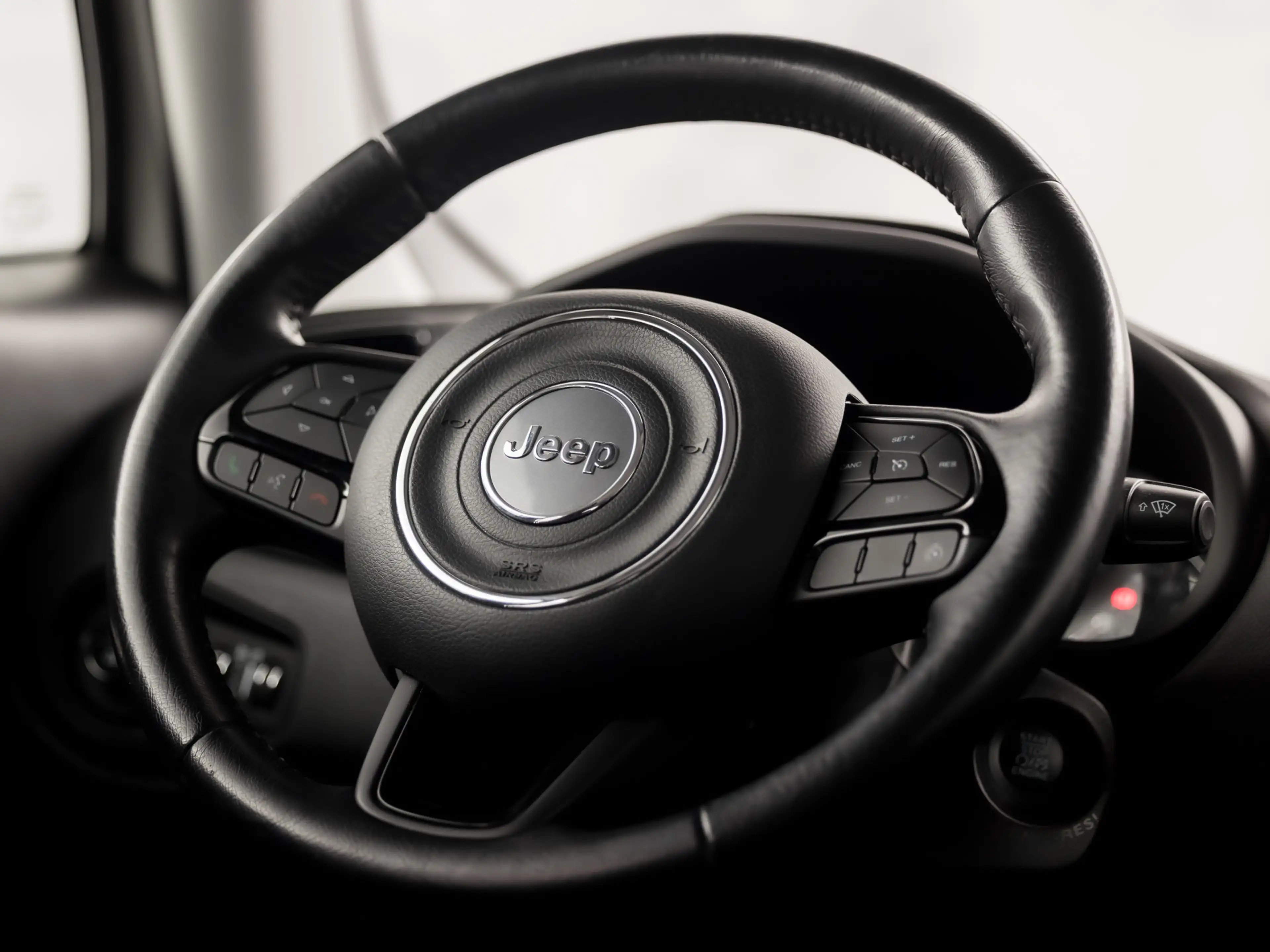 Jeep Renegade 1.0T Longitude Sport (APPLE CARPLAY, CLIMATE, GETI — photo 16