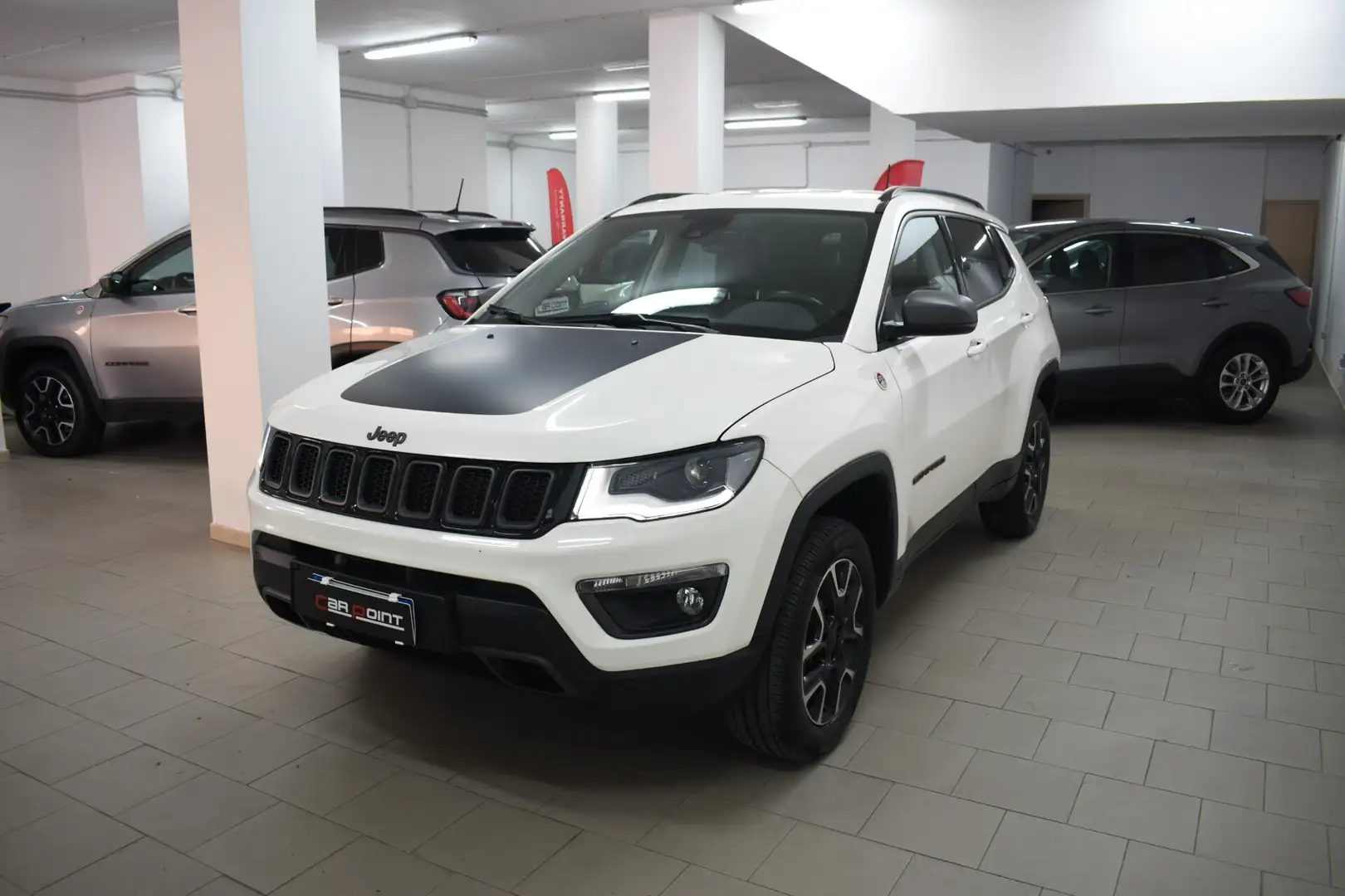 Jeep Compass 2.0 Multijet II 170 aut 4WD Trailhawk Bianco - 1