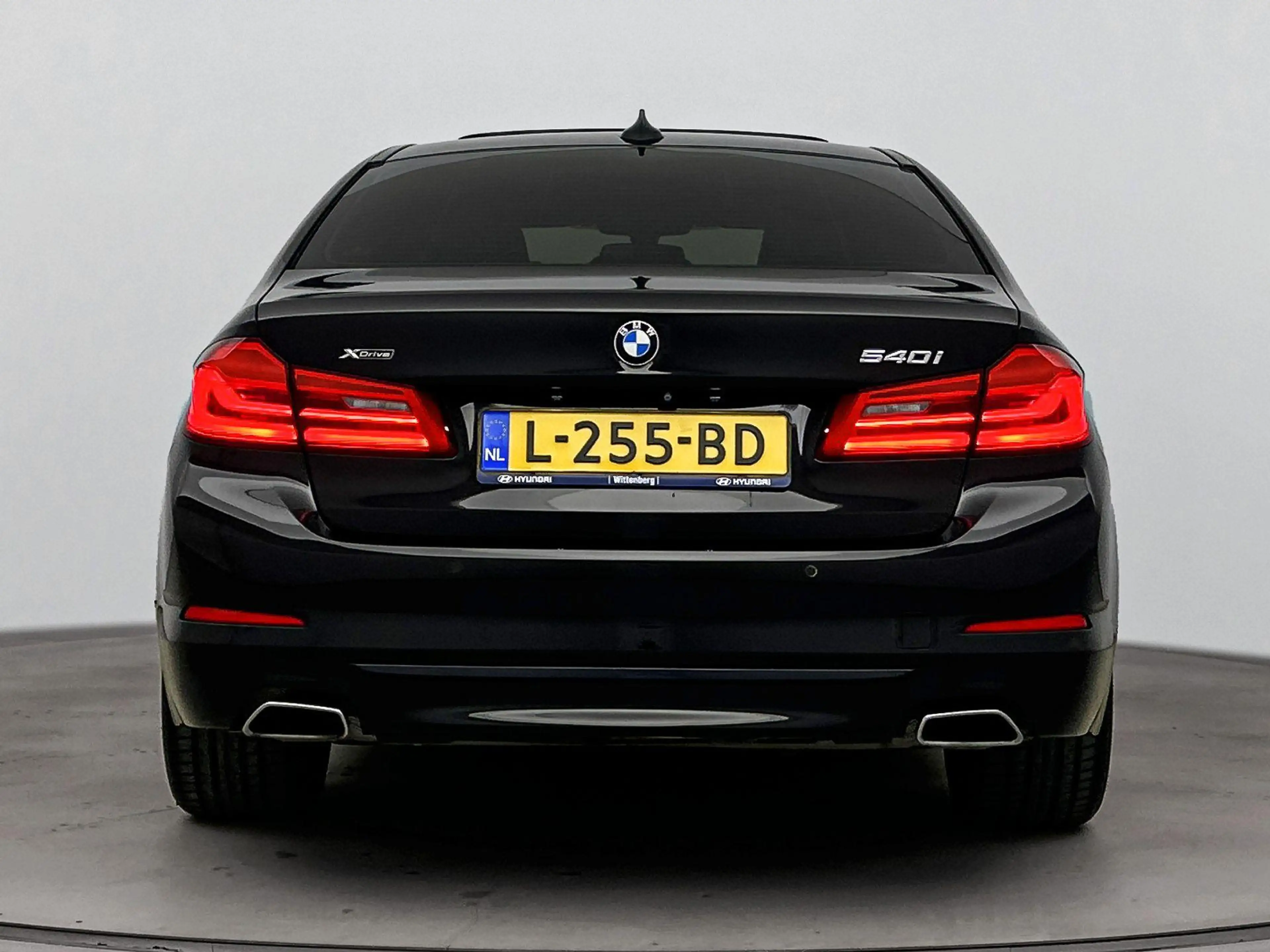 BMW 540 5-serie 540i xDRIVE HIGH EXECUTIVE | UNIEK EN ZEER — photo 5