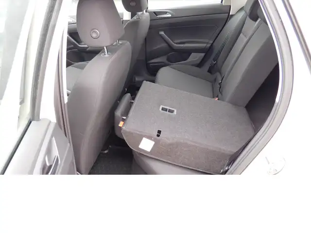 Volkswagen Taigo view 13