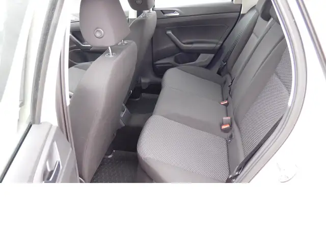 Volkswagen Taigo view 12