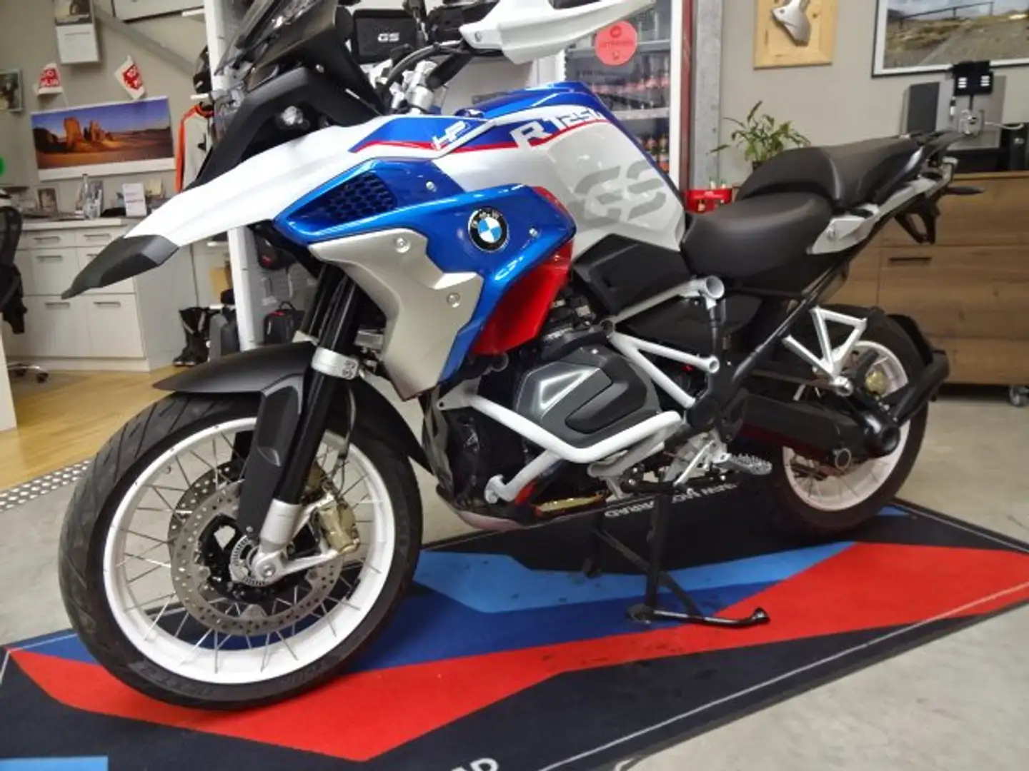 BMW R 1250 GS HP Acrapovice Wit - 2