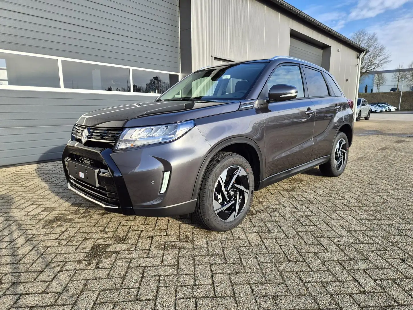 Suzuki Vitara Comfort+ 110PS Automatik MHEV 1.4 Boosterjet Te... Grau - 1