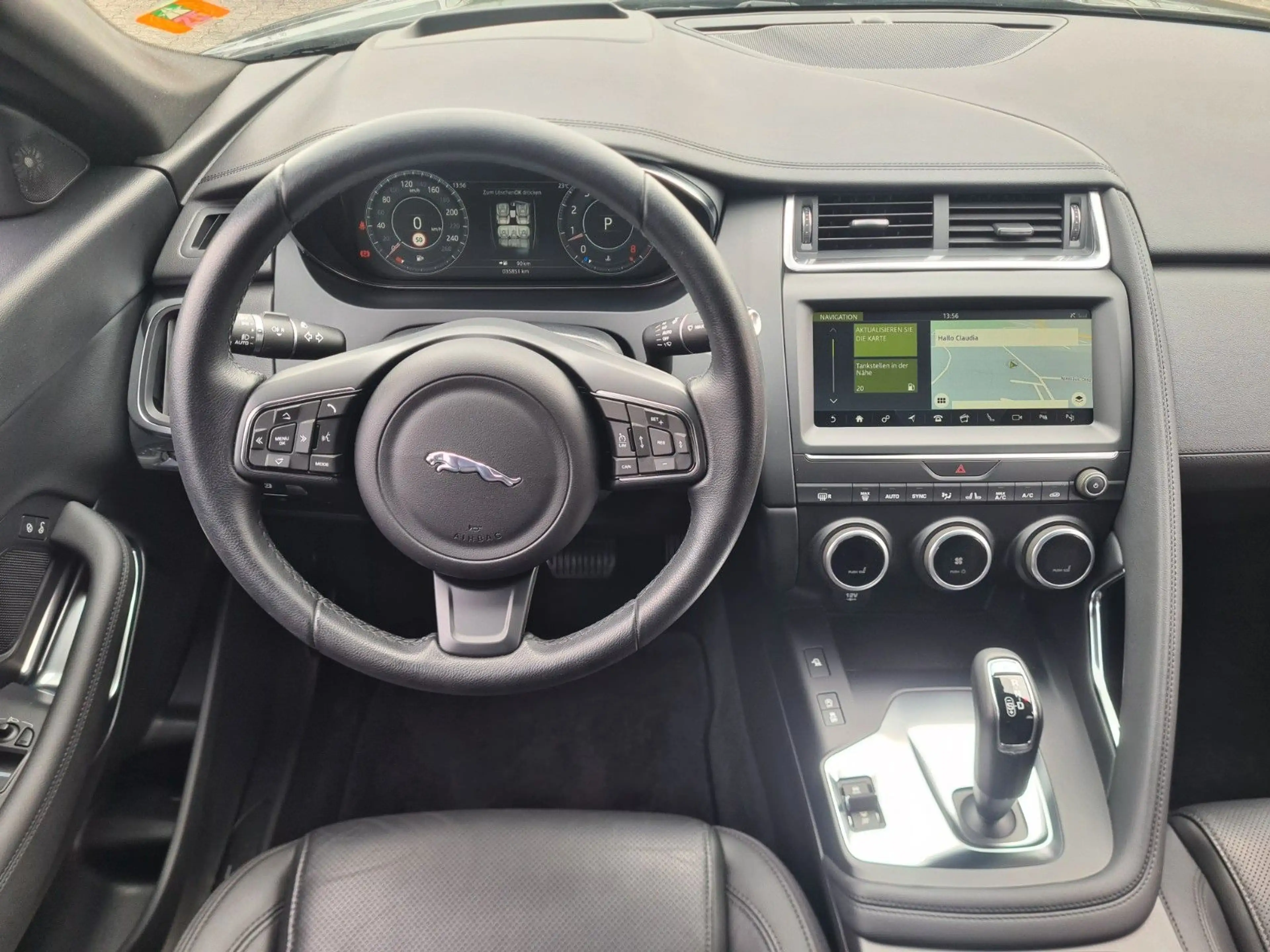Jaguar E-Pace Basis AWD *Autom.*CarPlay*Leder*1-Hand* — photo 12