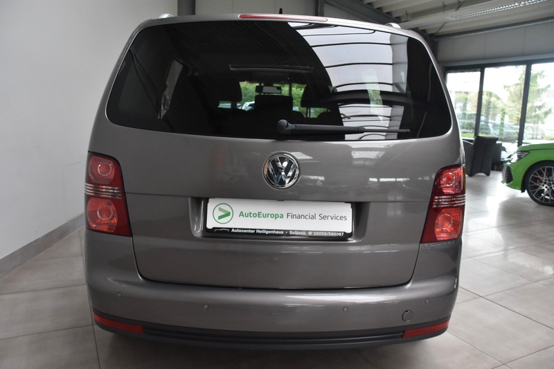 Volkswagen Touran Highline 1.4 TSI Navi Klima ParkAssist — photo 5