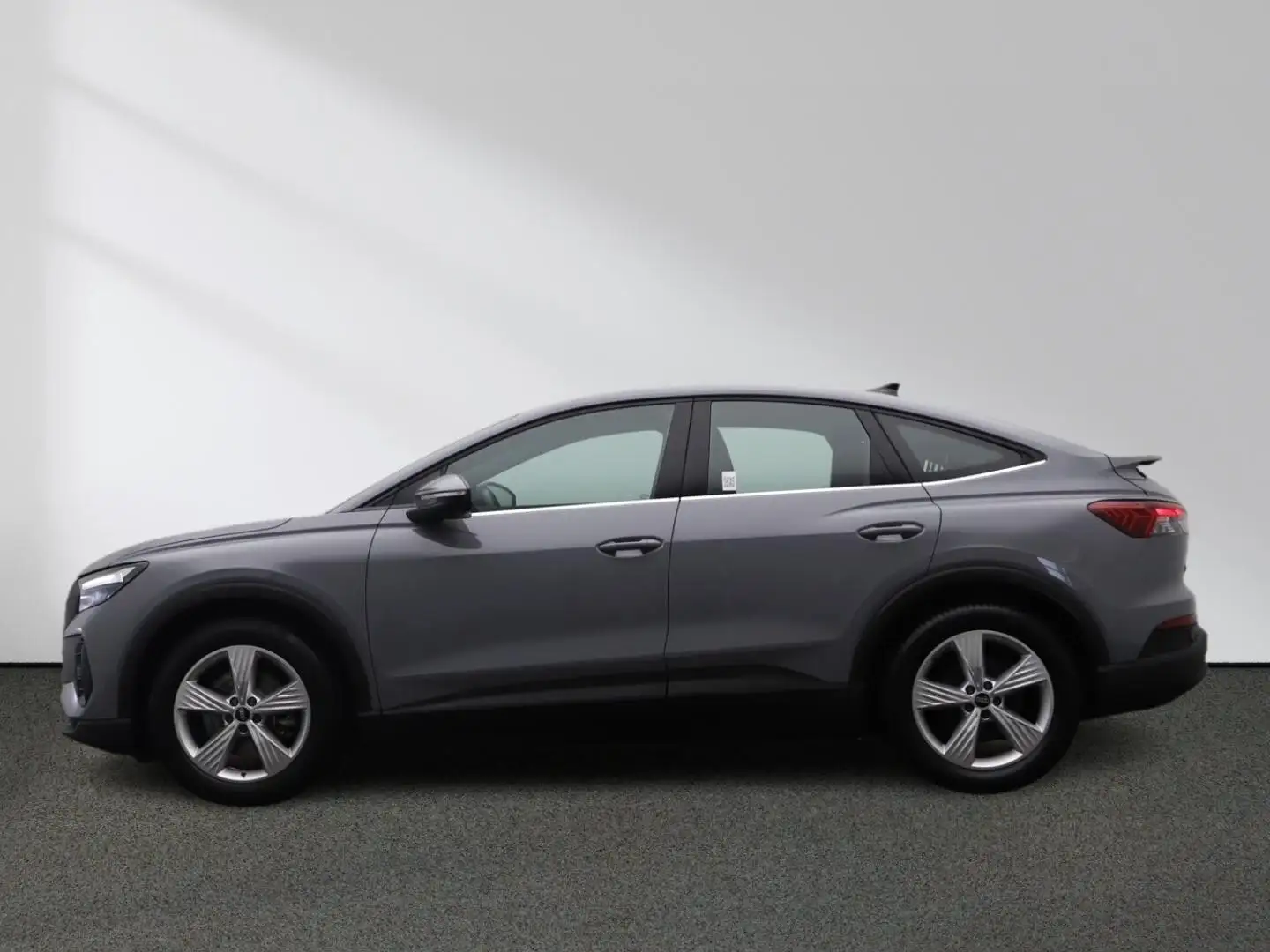 Audi Q4 e-tron Sportback 35 LED Kamera Touchscreen Grau - 2